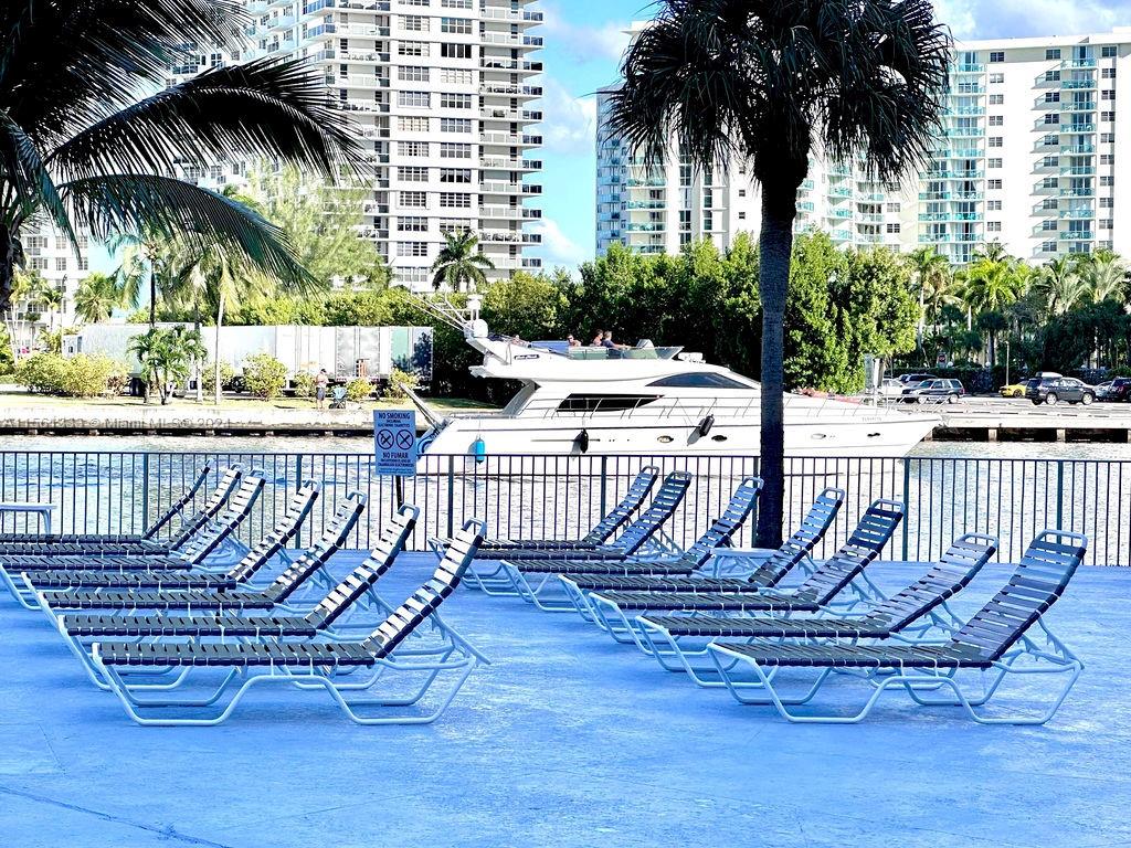 509 Leslie Dr 509, Hallandale Beach, Florida 33009, 3 Bedrooms Bedrooms, ,2 BathroomsBathrooms,Residential,For Sale,509 Leslie Dr 509,A11561333