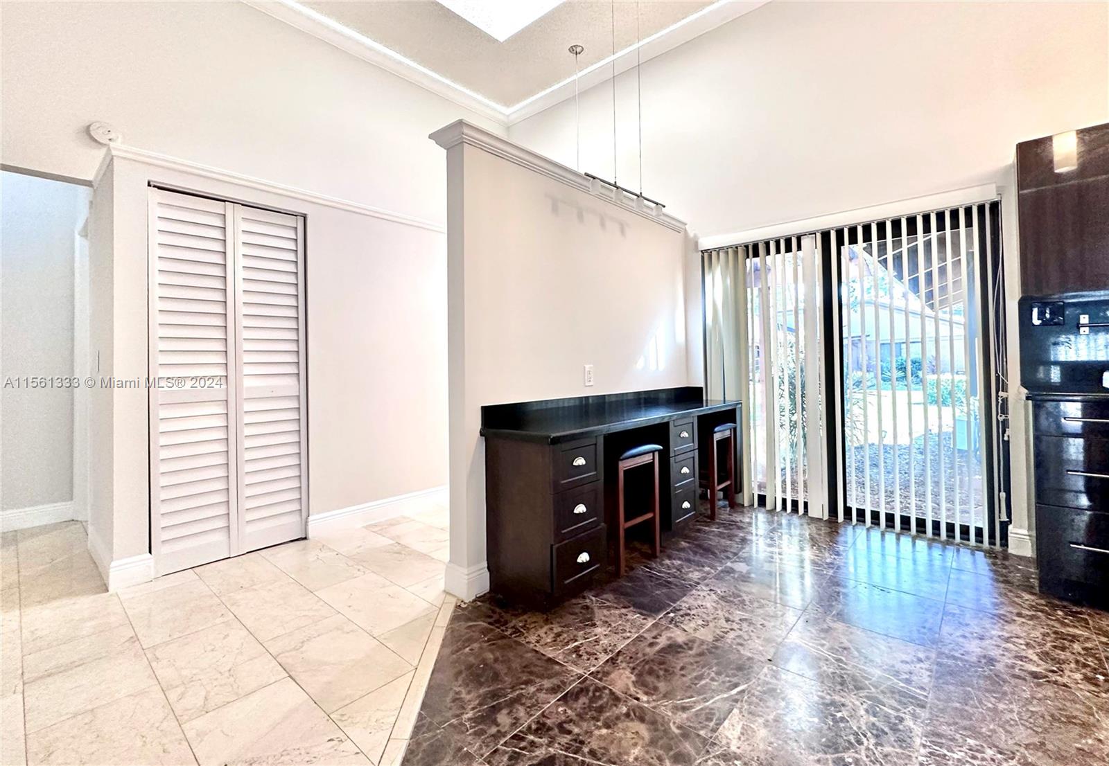 509 Leslie Dr 509, Hallandale Beach, Florida 33009, 3 Bedrooms Bedrooms, ,2 BathroomsBathrooms,Residential,For Sale,509 Leslie Dr 509,A11561333