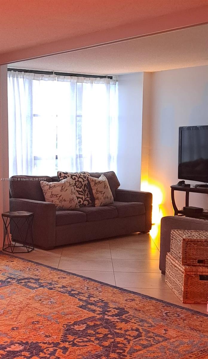 600 Three Islands Blvd 519, Hallandale Beach, Florida 33009, 2 Bedrooms Bedrooms, ,2 BathroomsBathrooms,Residentiallease,For Rent,600 Three Islands Blvd 519,A11563275