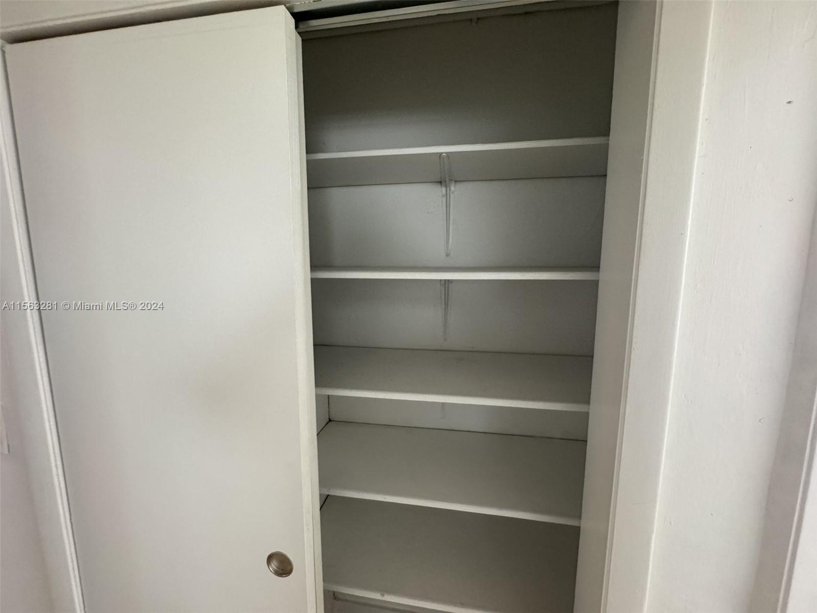 7720 N Miami Ave 106, Miami, Florida 33150, 1 Bedroom Bedrooms, ,1 BathroomBathrooms,Residentiallease,For Rent,7720 N Miami Ave 106,A11563281