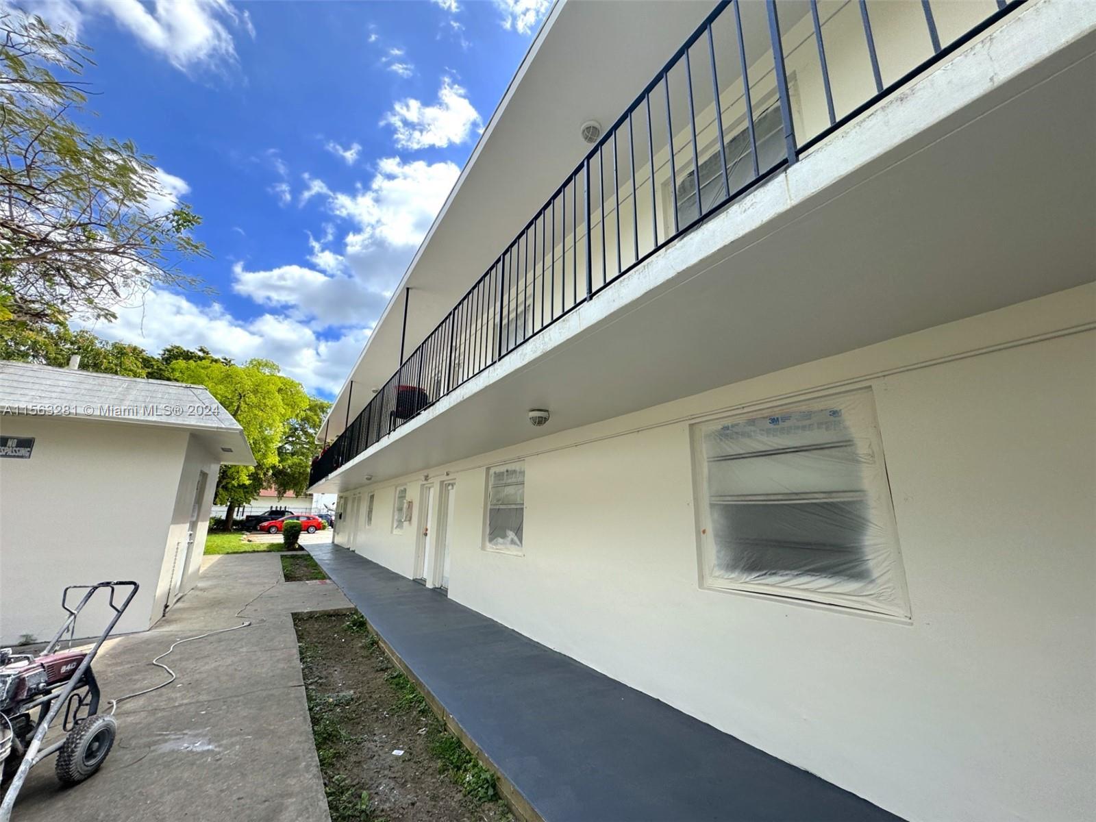 7720 N Miami Ave 106, Miami, Florida 33150, 1 Bedroom Bedrooms, ,1 BathroomBathrooms,Residentiallease,For Rent,7720 N Miami Ave 106,A11563281