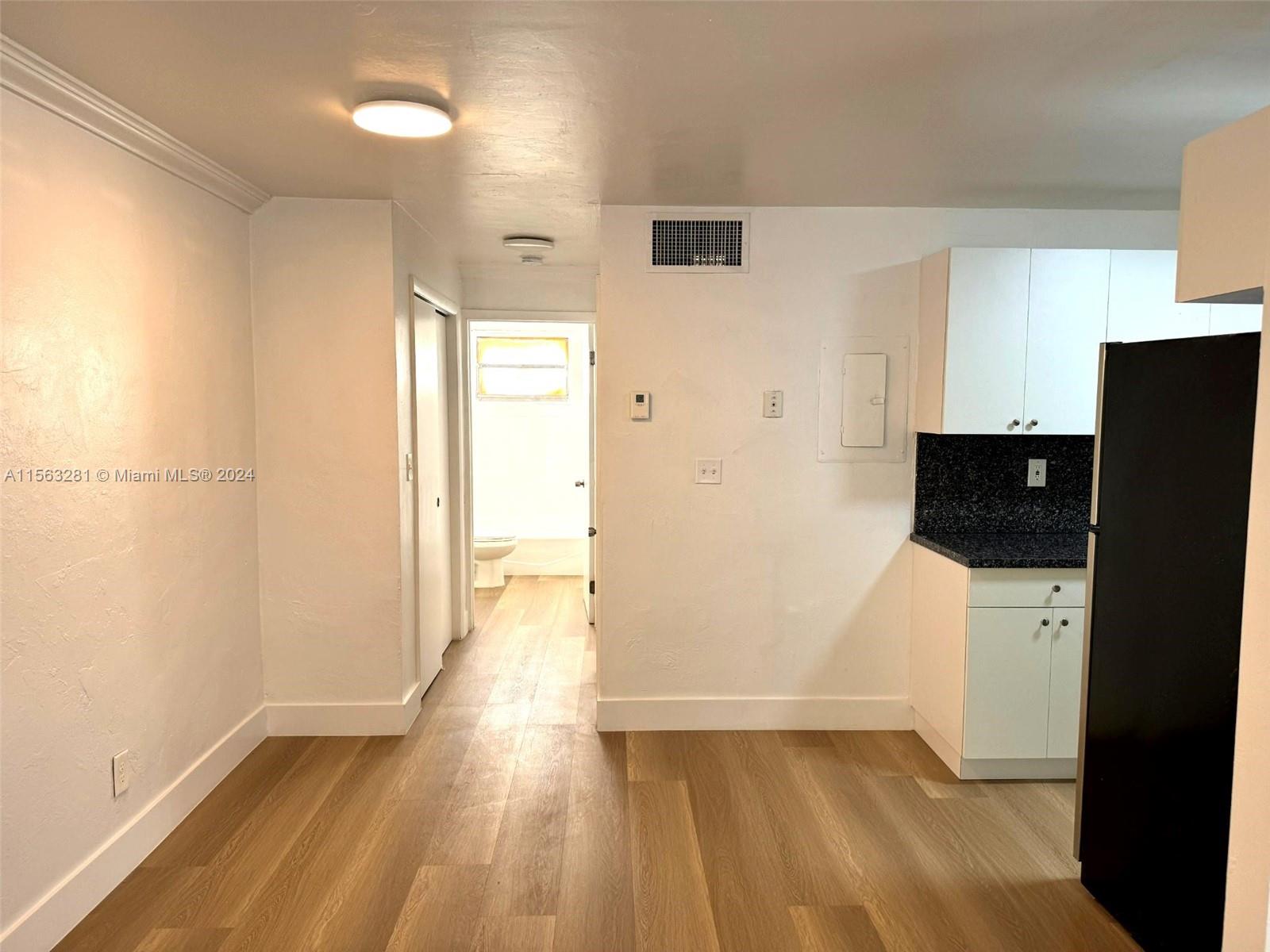 7720 N Miami Ave 106, Miami, Florida 33150, 1 Bedroom Bedrooms, ,1 BathroomBathrooms,Residentiallease,For Rent,7720 N Miami Ave 106,A11563281