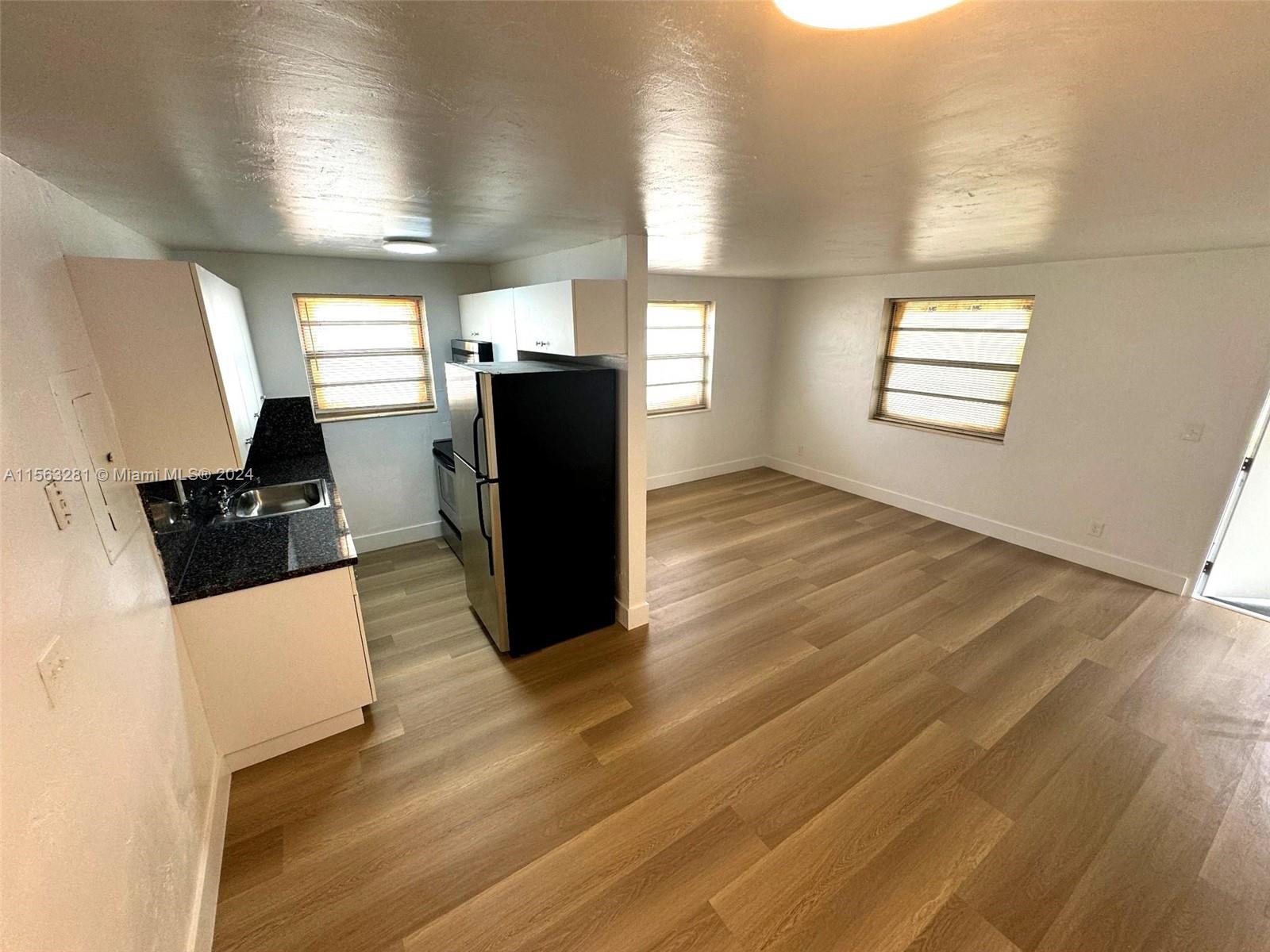 7720 N Miami Ave 106, Miami, Florida 33150, 1 Bedroom Bedrooms, ,1 BathroomBathrooms,Residentiallease,For Rent,7720 N Miami Ave 106,A11563281