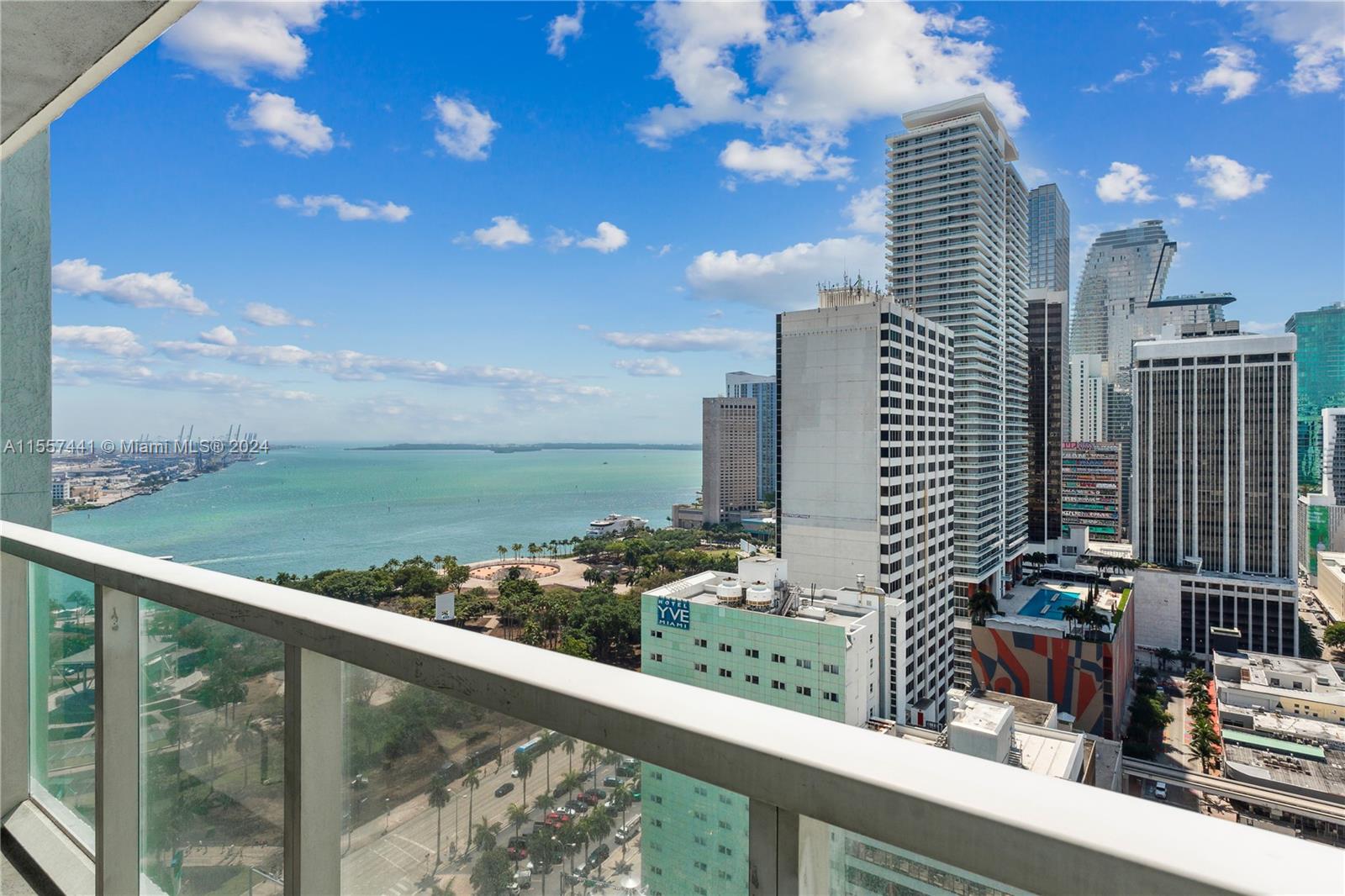244 Biscayne Blvd 2507, Miami, Florida 33132, 1 Bedroom Bedrooms, ,1 BathroomBathrooms,Residential,For Sale,244 Biscayne Blvd 2507,A11557441