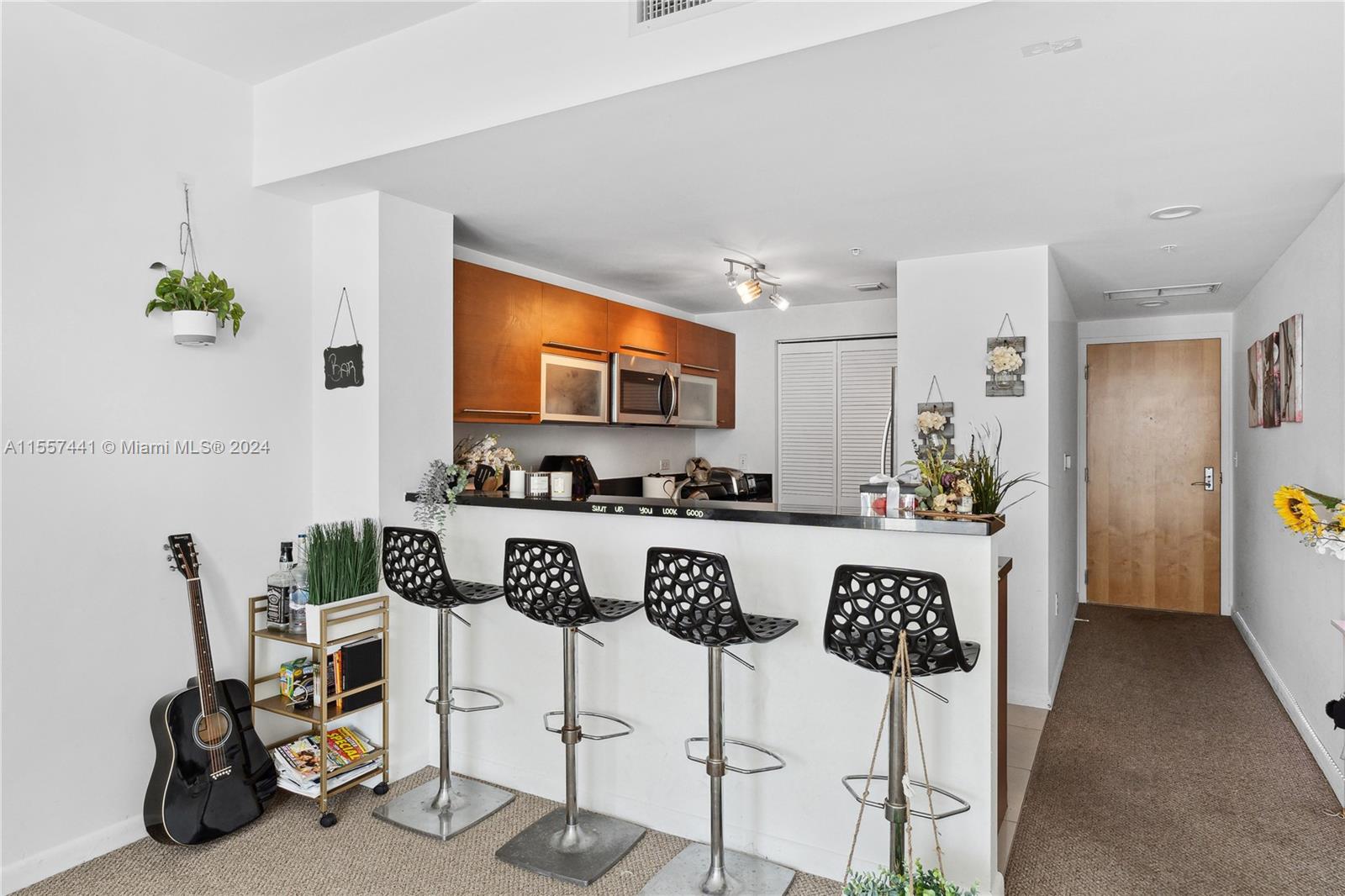 244 Biscayne Blvd 2507, Miami, Florida 33132, 1 Bedroom Bedrooms, ,1 BathroomBathrooms,Residential,For Sale,244 Biscayne Blvd 2507,A11557441