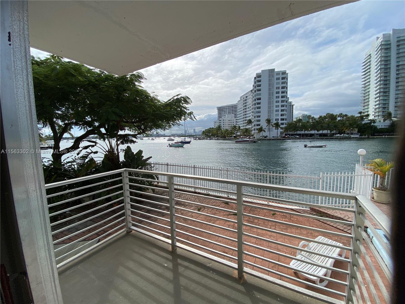 1441  Lincoln Rd #206 For Sale A11563302, FL