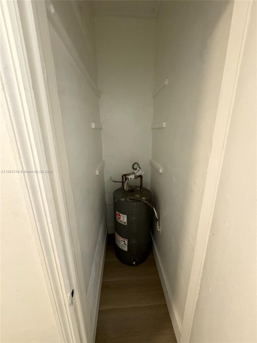 7700 N Miami Ave 10, Miami, Florida 33150, ,1 BathroomBathrooms,Residentiallease,For Rent,7700 N Miami Ave 10,A11563316