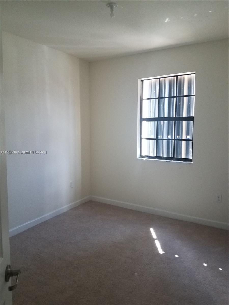 3741 SE 1st St, Homestead, Florida 33033, 3 Bedrooms Bedrooms, ,2 BathroomsBathrooms,Residentiallease,For Rent,3741 SE 1st St,A11563318