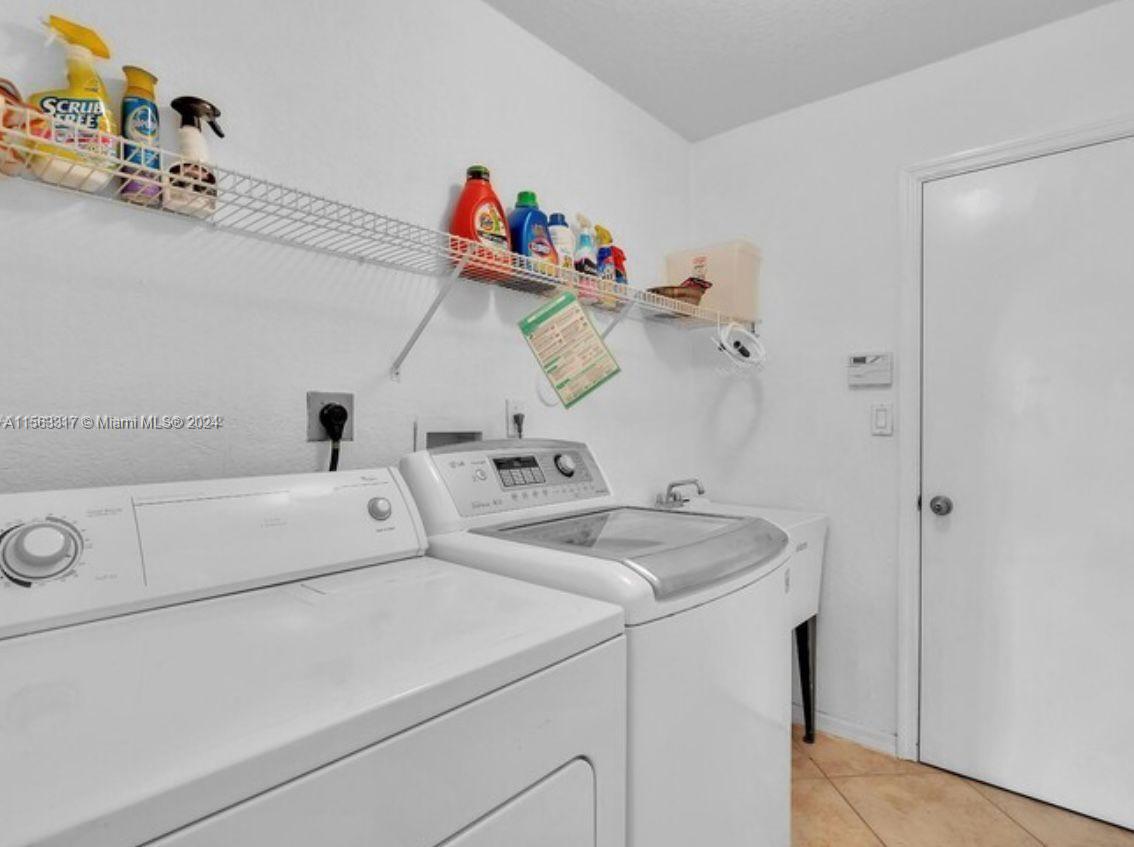 5422 NW 110th Ave, Doral, Florida 33178, 4 Bedrooms Bedrooms, ,3 BathroomsBathrooms,Residential,For Sale,5422 NW 110th Ave,A11563317