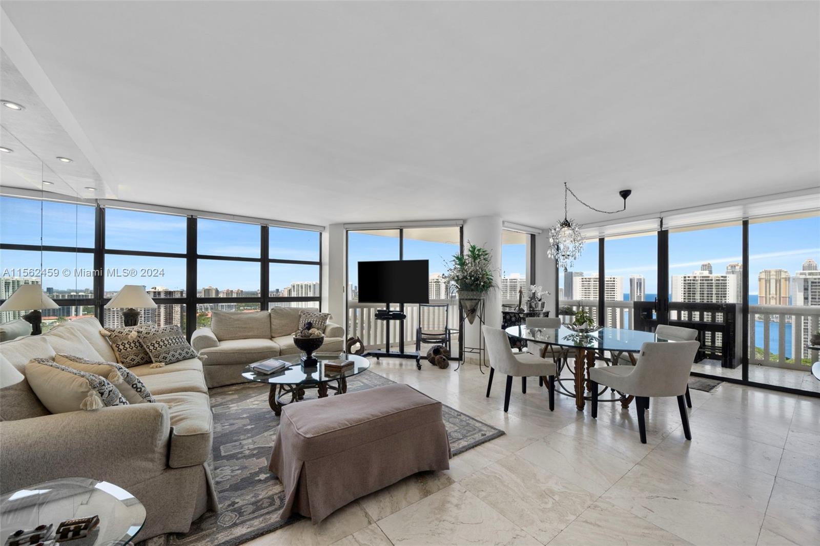 1000 W Island Blvd 2804, Aventura, Florida 33160, 3 Bedrooms Bedrooms, ,2 BathroomsBathrooms,Residentiallease,For Rent,1000 W Island Blvd 2804,A11562459