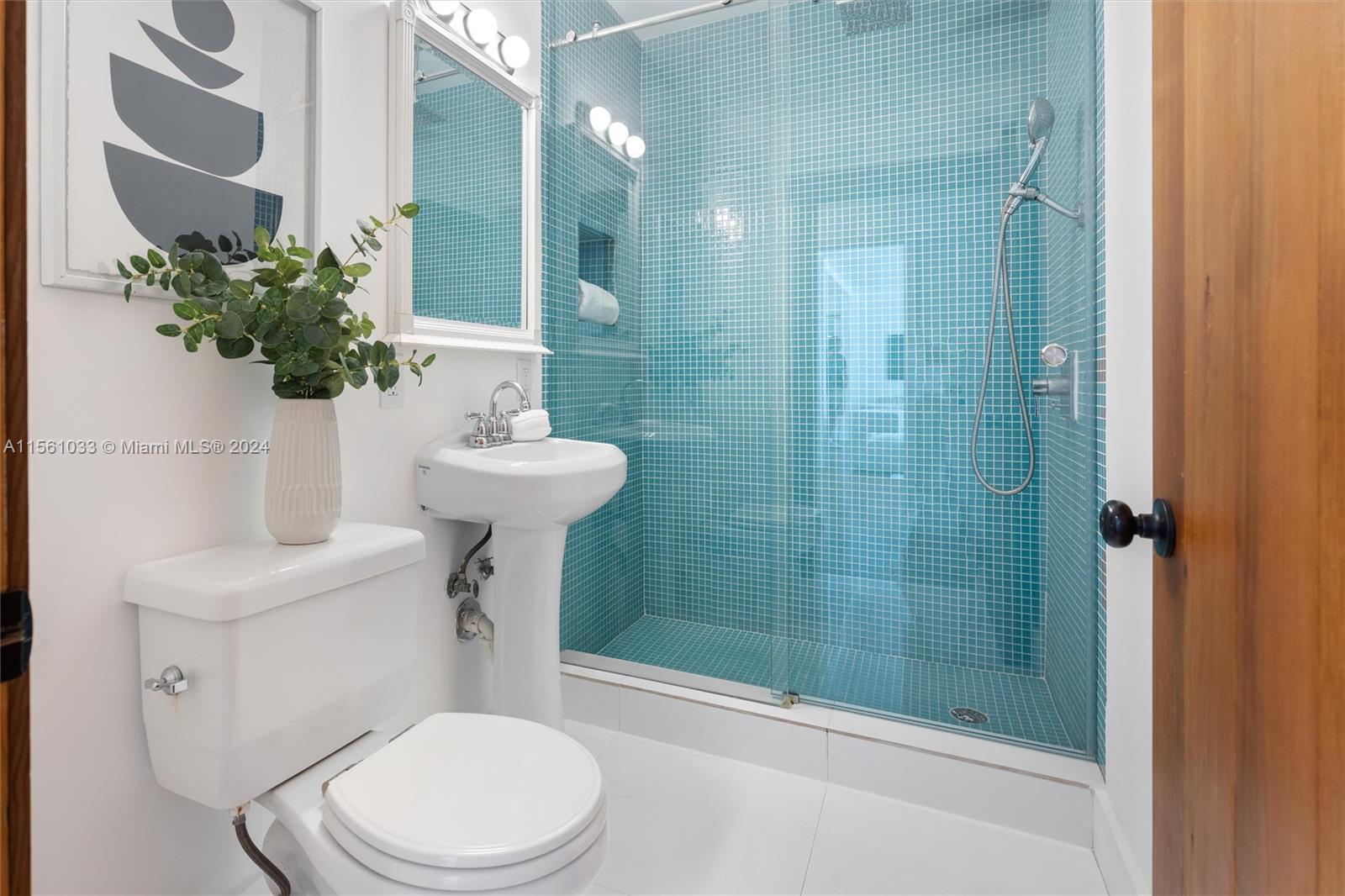 899 NE 71st St, Miami, Florida 33138, 4 Bedrooms Bedrooms, ,3 BathroomsBathrooms,Residentiallease,For Rent,899 NE 71st St,A11561033