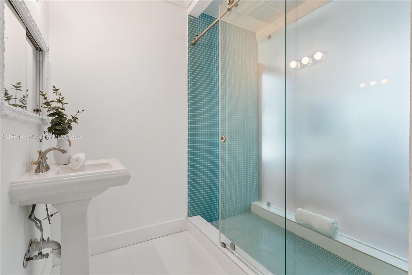 899 NE 71st St, Miami, Florida 33138, 4 Bedrooms Bedrooms, ,3 BathroomsBathrooms,Residentiallease,For Rent,899 NE 71st St,A11561033