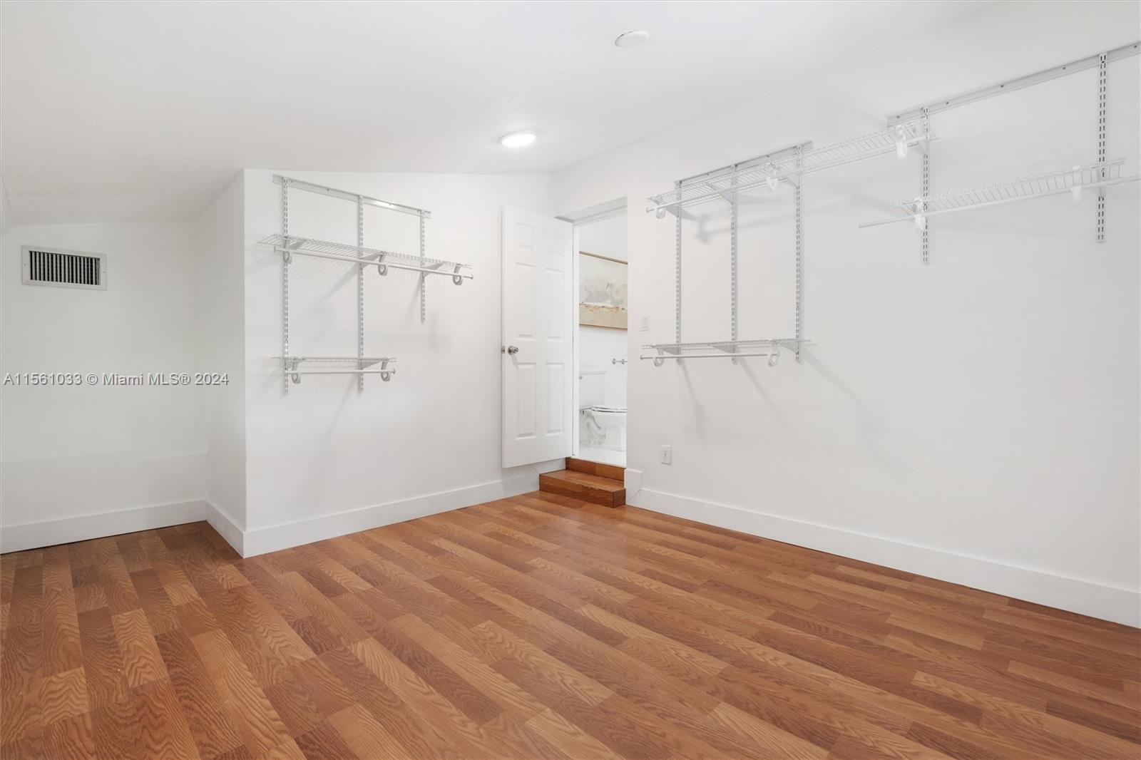 899 NE 71st St, Miami, Florida 33138, 4 Bedrooms Bedrooms, ,3 BathroomsBathrooms,Residentiallease,For Rent,899 NE 71st St,A11561033