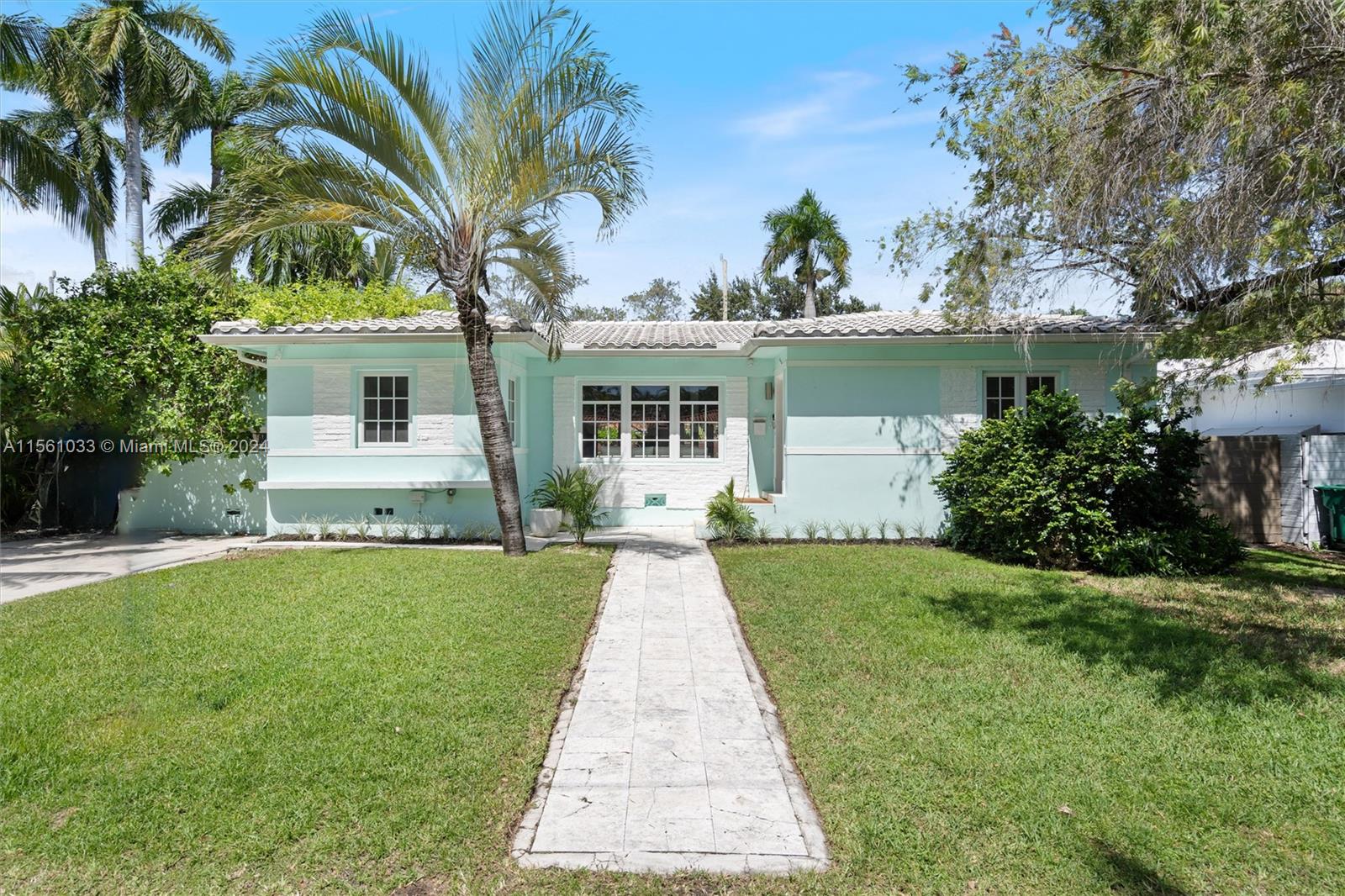 899 NE 71st St, Miami, Florida 33138, 4 Bedrooms Bedrooms, ,3 BathroomsBathrooms,Residentiallease,For Rent,899 NE 71st St,A11561033