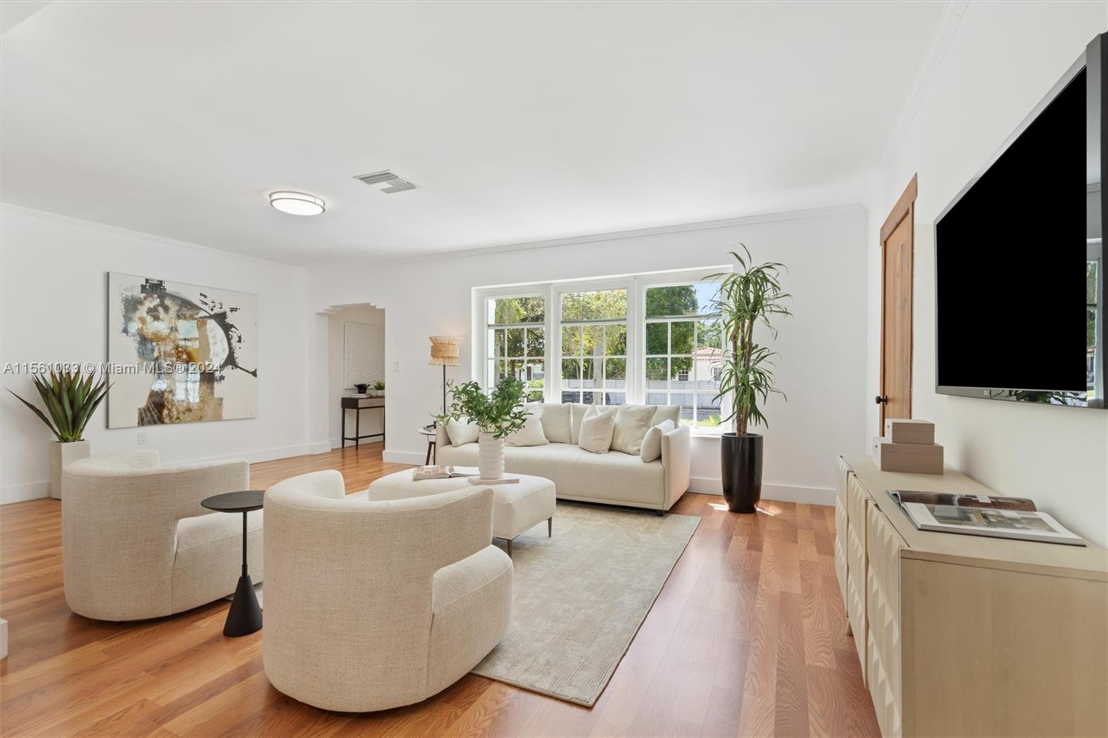 899 NE 71st St, Miami, Florida 33138, 4 Bedrooms Bedrooms, ,3 BathroomsBathrooms,Residentiallease,For Rent,899 NE 71st St,A11561033