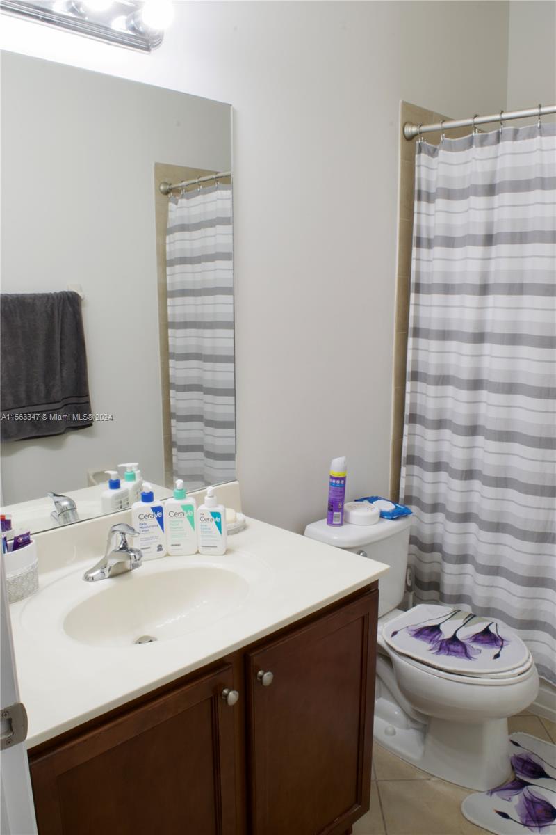 4220 SW 164th Path, Miami, Florida 33185, 3 Bedrooms Bedrooms, ,2 BathroomsBathrooms,Residentiallease,For Rent,4220 SW 164th Path,A11563347