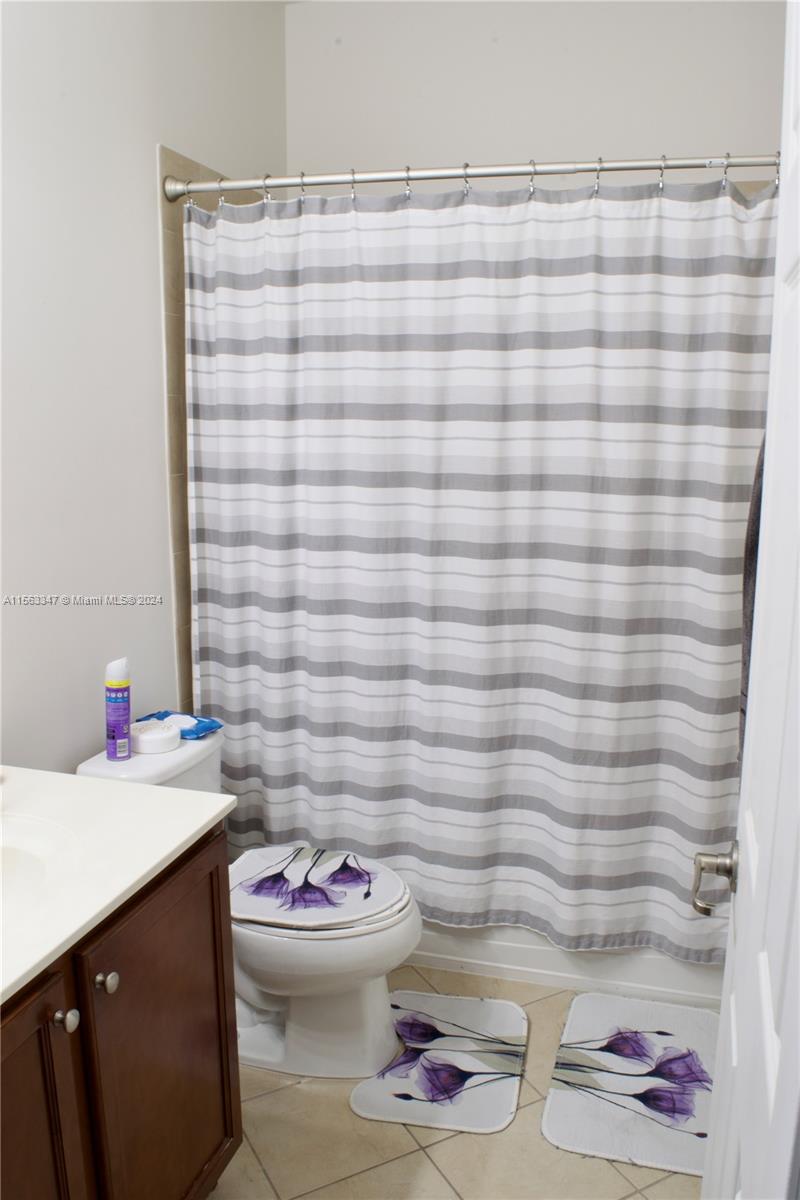 4220 SW 164th Path, Miami, Florida 33185, 3 Bedrooms Bedrooms, ,2 BathroomsBathrooms,Residentiallease,For Rent,4220 SW 164th Path,A11563347