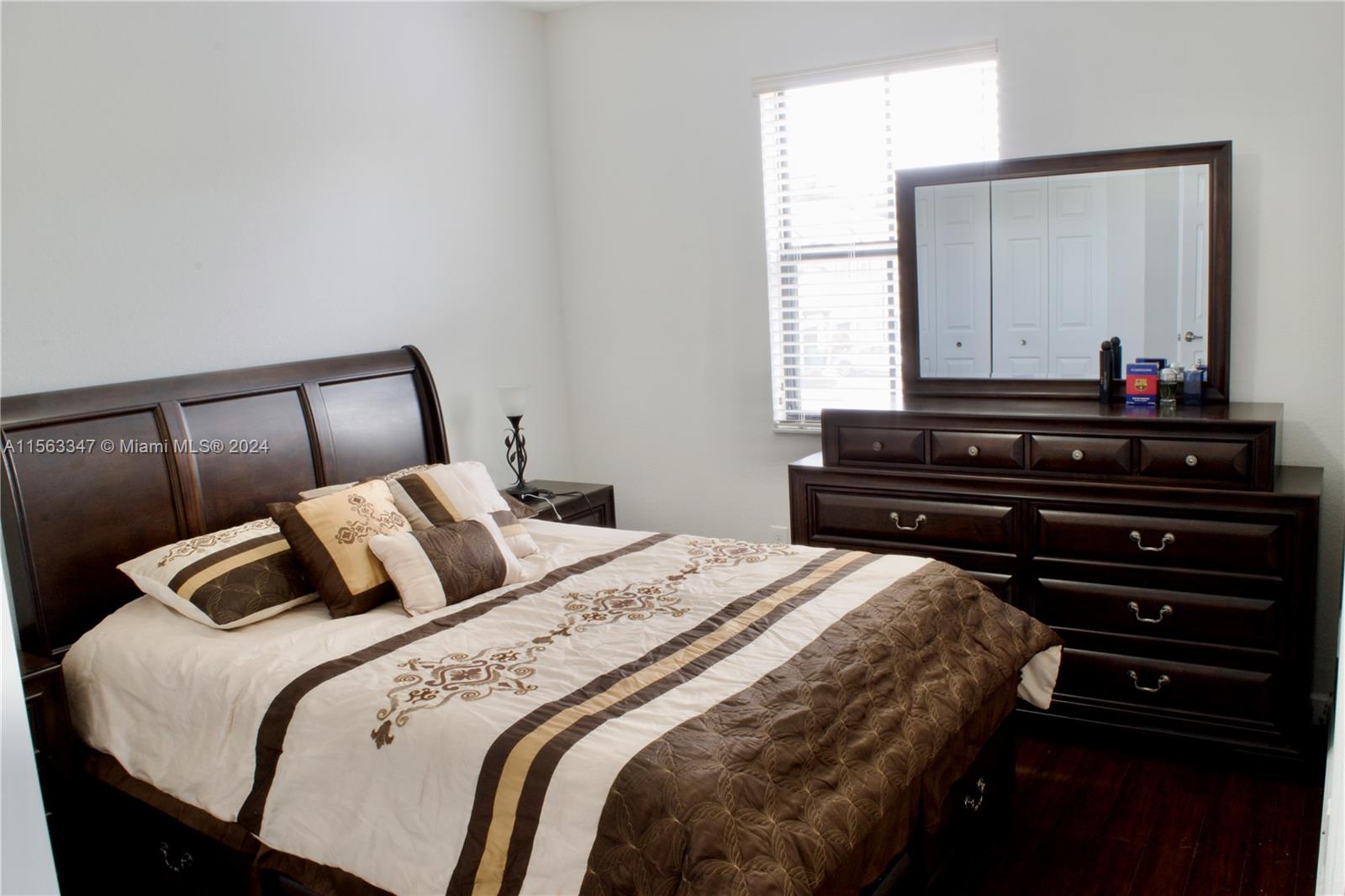 4220 SW 164th Path, Miami, Florida 33185, 3 Bedrooms Bedrooms, ,2 BathroomsBathrooms,Residentiallease,For Rent,4220 SW 164th Path,A11563347