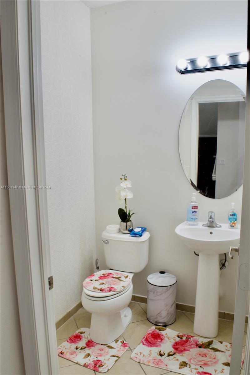 4220 SW 164th Path, Miami, Florida 33185, 3 Bedrooms Bedrooms, ,2 BathroomsBathrooms,Residentiallease,For Rent,4220 SW 164th Path,A11563347