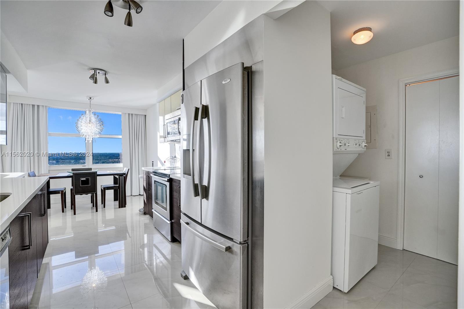 2751 S Ocean Dr N8PH, Hollywood, Florida 33019, 2 Bedrooms Bedrooms, ,2 BathroomsBathrooms,Residential,For Sale,2751 S Ocean Dr N8PH,A11562020