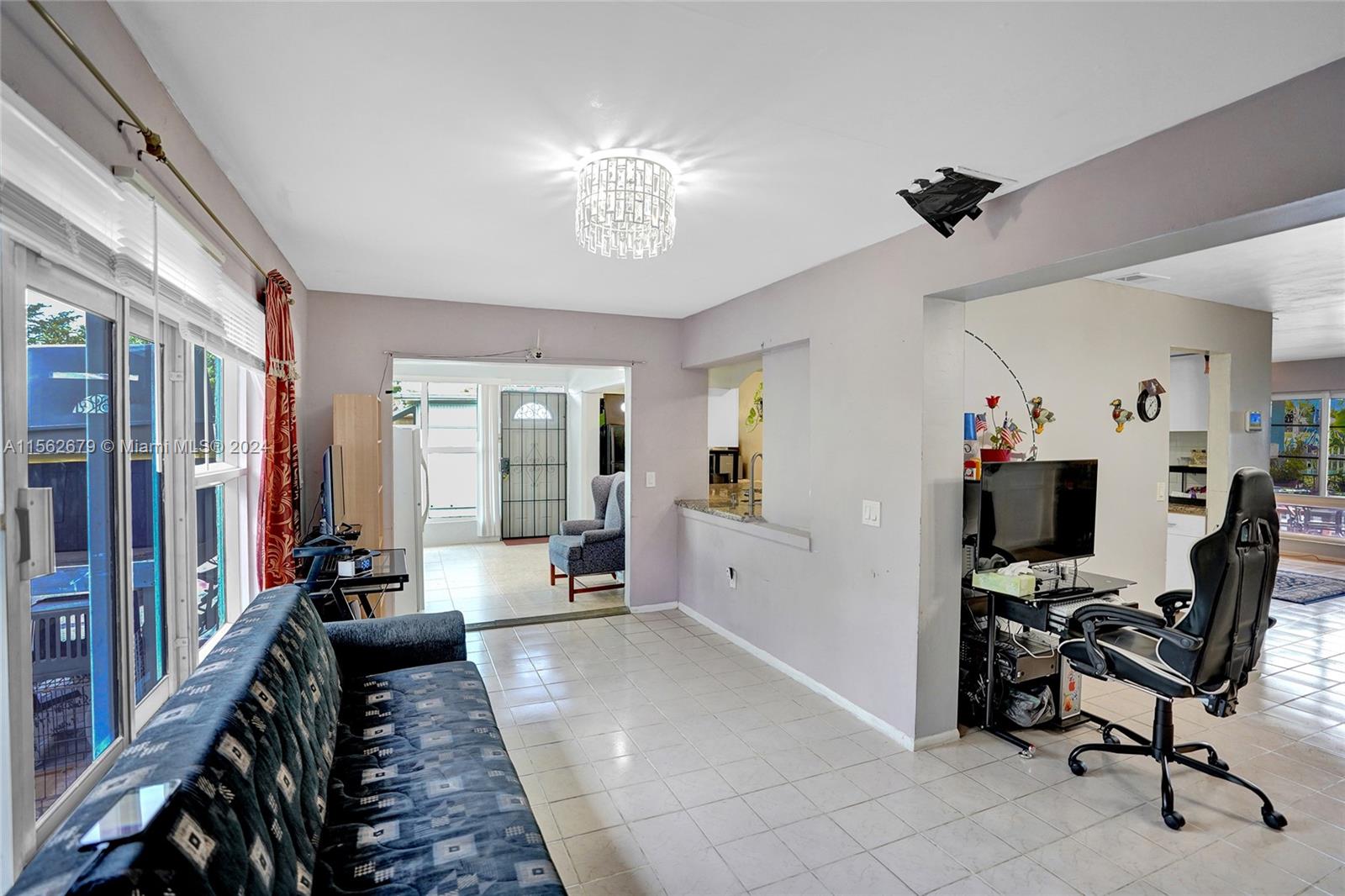 8370 NW 27th Pl, Sunrise, Florida 33322, 3 Bedrooms Bedrooms, ,2 BathroomsBathrooms,Residential,For Sale,8370 NW 27th Pl,A11562679