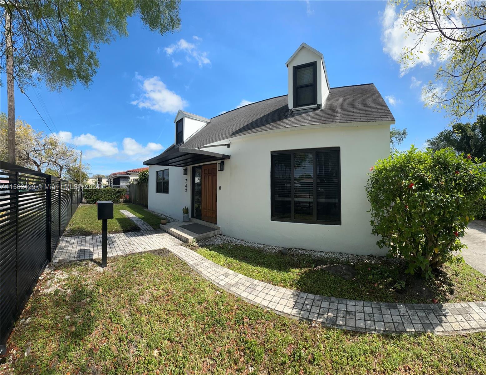 742 NW 50th St, Miami, Florida 33127, 4 Bedrooms Bedrooms, ,2 BathroomsBathrooms,Residentiallease,For Rent,742 NW 50th St,A11562129