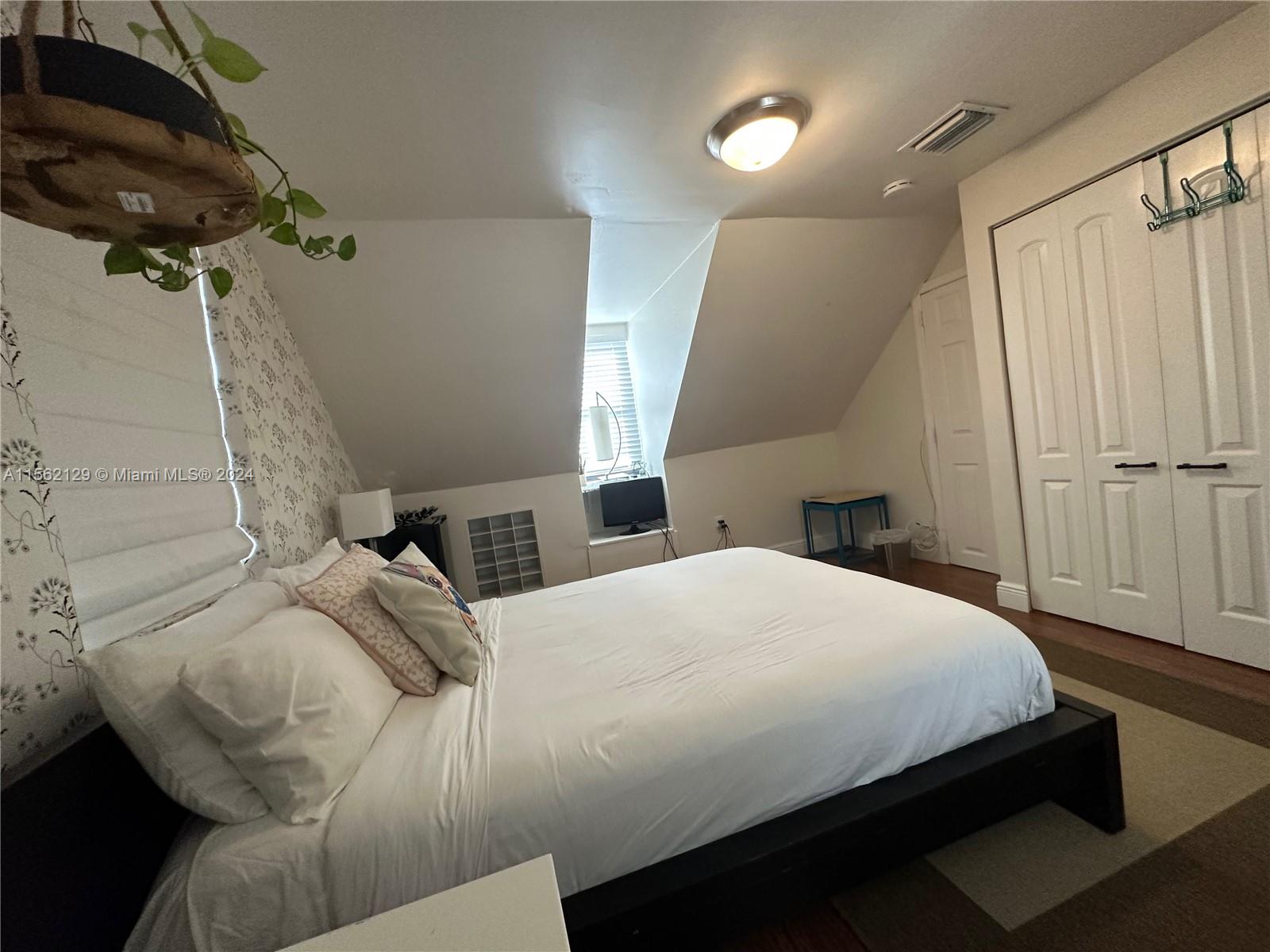 742 NW 50th St, Miami, Florida 33127, 4 Bedrooms Bedrooms, ,2 BathroomsBathrooms,Residentiallease,For Rent,742 NW 50th St,A11562129