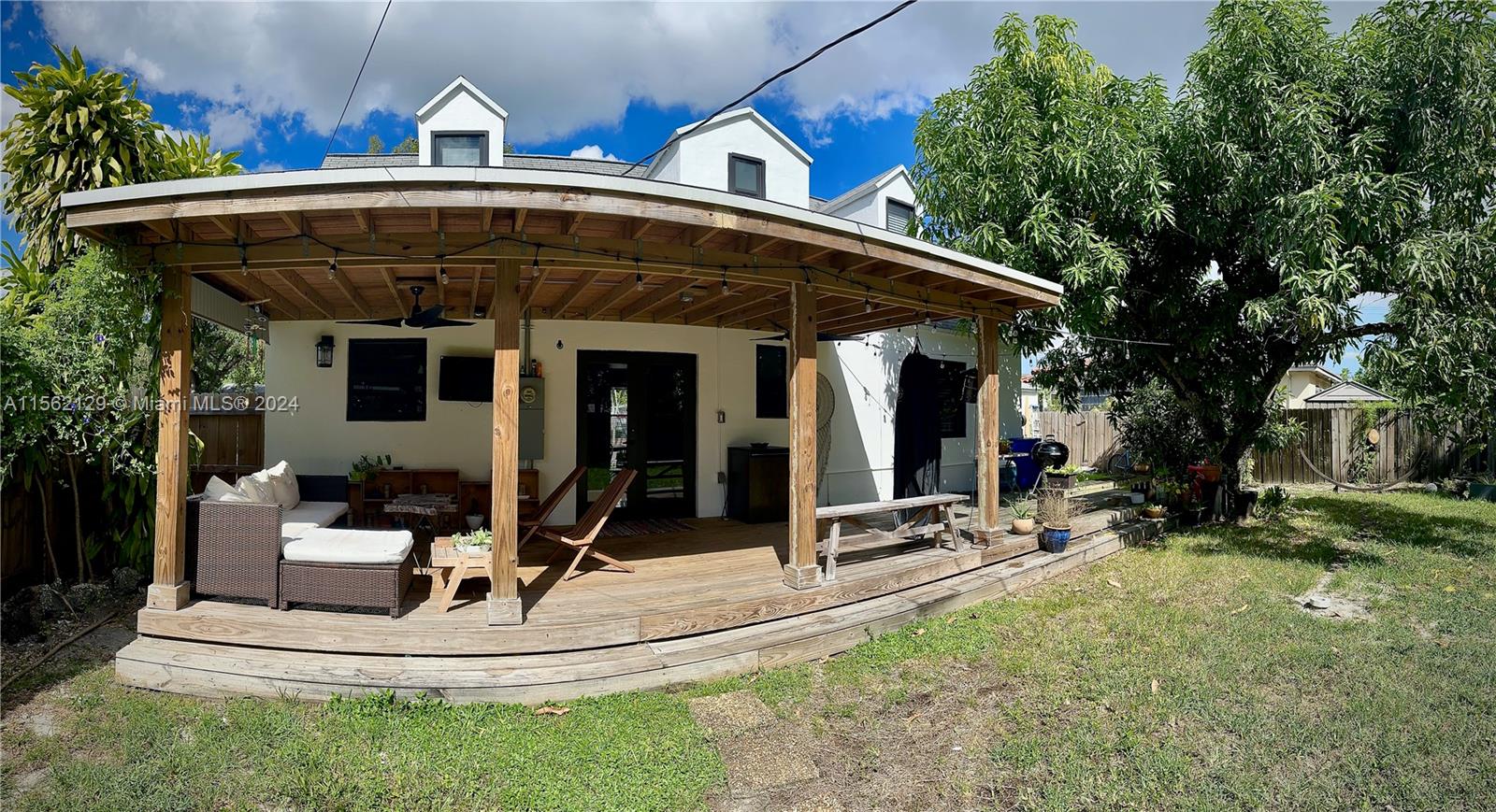 742 NW 50th St, Miami, Florida 33127, 4 Bedrooms Bedrooms, ,2 BathroomsBathrooms,Residentiallease,For Rent,742 NW 50th St,A11562129