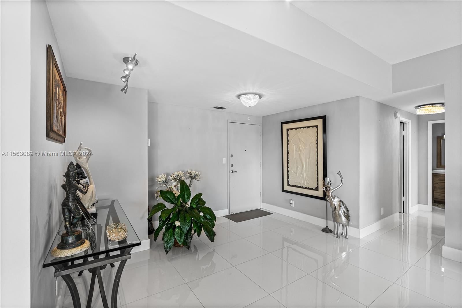 4200 Hillcrest Dr 1016-1018, Hollywood, Florida 33021, 3 Bedrooms Bedrooms, ,3 BathroomsBathrooms,Residential,For Sale,4200 Hillcrest Dr 1016-1018,A11563089