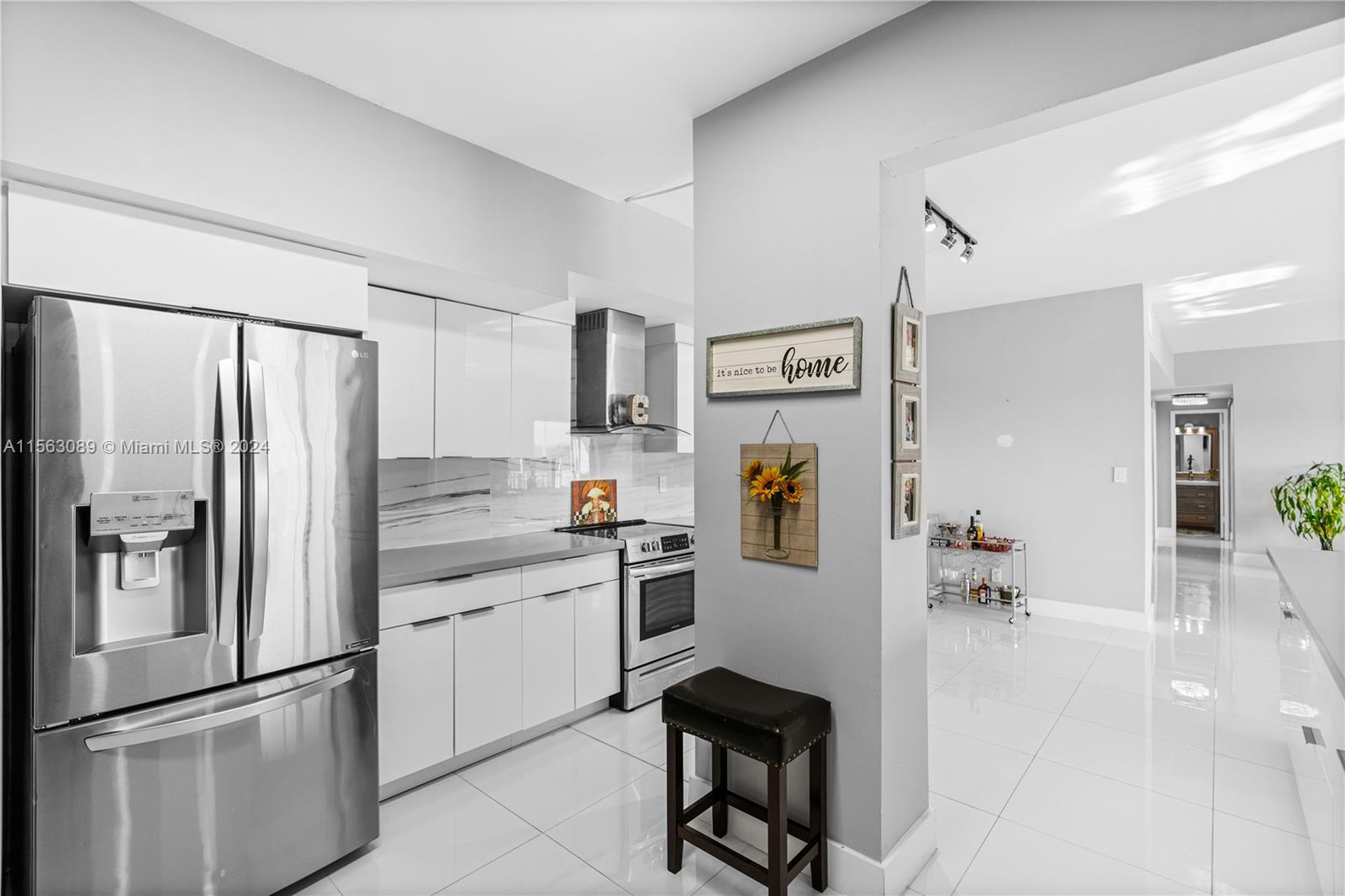 4200 Hillcrest Dr 1016-1018, Hollywood, Florida 33021, 3 Bedrooms Bedrooms, ,3 BathroomsBathrooms,Residential,For Sale,4200 Hillcrest Dr 1016-1018,A11563089