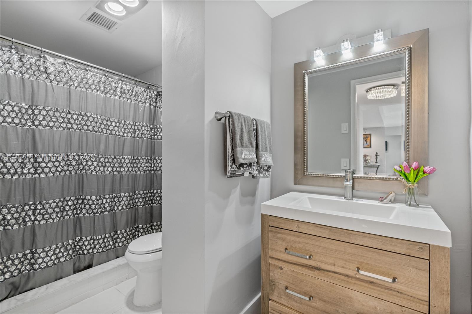 4200 Hillcrest Dr 1016-1018, Hollywood, Florida 33021, 3 Bedrooms Bedrooms, ,3 BathroomsBathrooms,Residential,For Sale,4200 Hillcrest Dr 1016-1018,A11563089