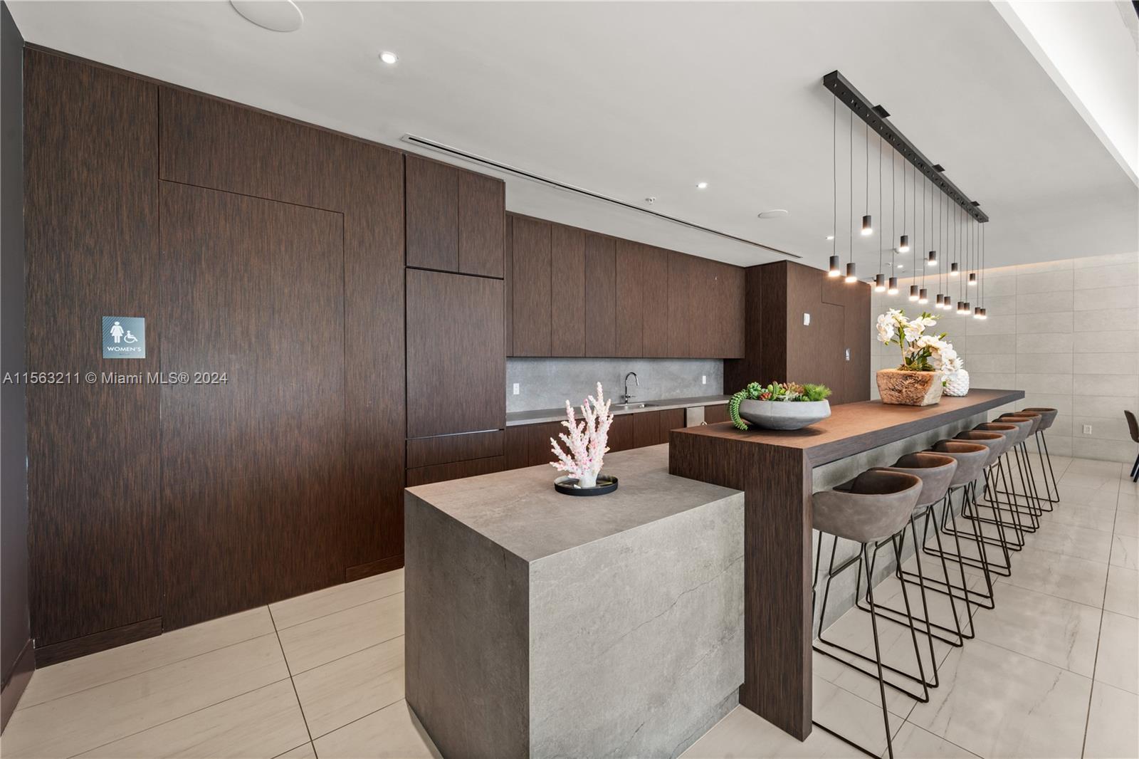 3900 Biscayne Blvd S-510, Miami, Florida 33137, 1 Bedroom Bedrooms, ,1 BathroomBathrooms,Residential,For Sale,3900 Biscayne Blvd S-510,A11563211