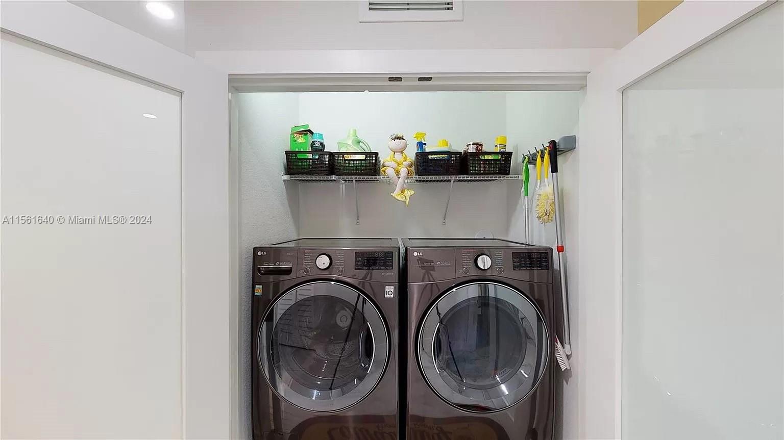 11609 SW 238th Ter, Homestead, Florida 33032, 4 Bedrooms Bedrooms, ,2 BathroomsBathrooms,Residential,For Sale,11609 SW 238th Ter,A11561640