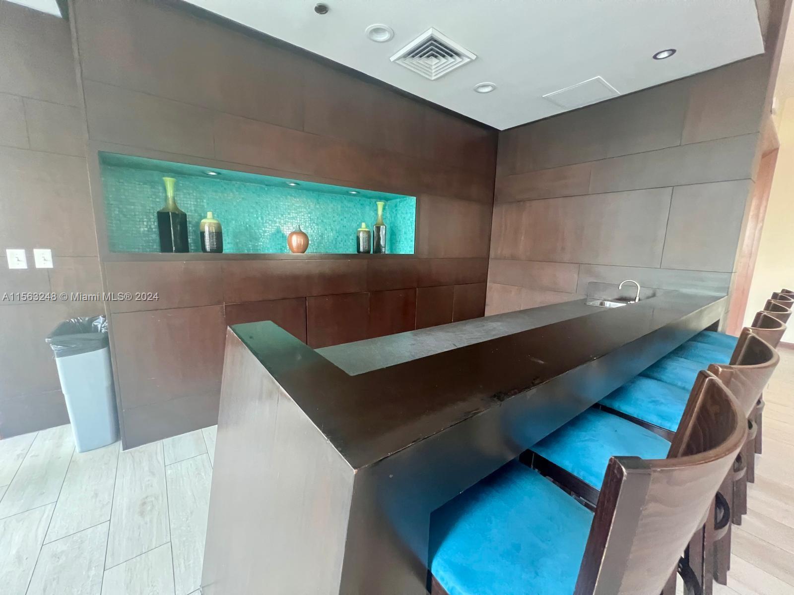 31 SE 5th St 602, Miami, Florida 33131, 1 Bedroom Bedrooms, ,1 BathroomBathrooms,Residential,For Sale,31 SE 5th St 602,A11563248