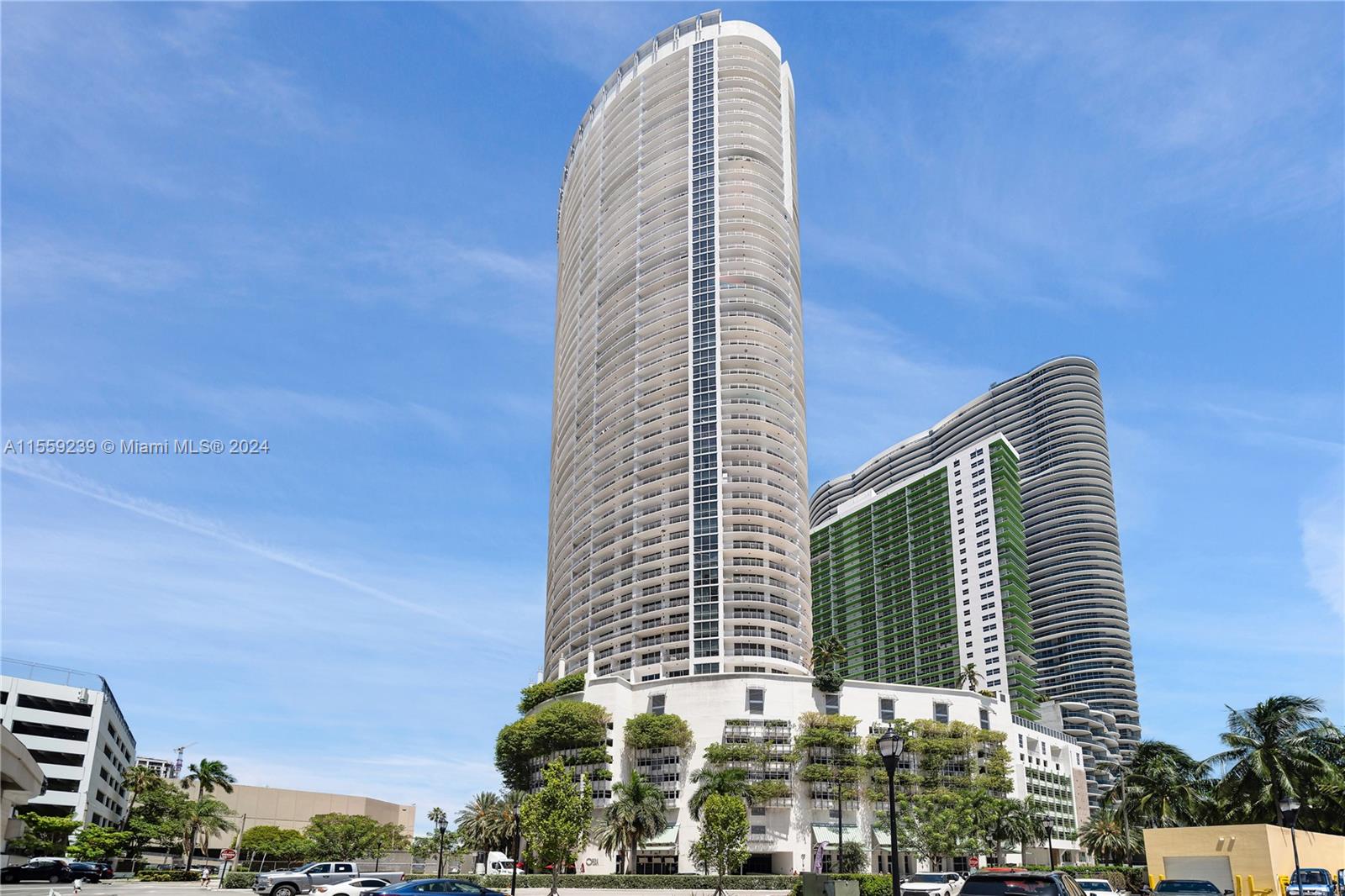 1750 N Bayshore Drive #3208 For Sale A11559239, FL