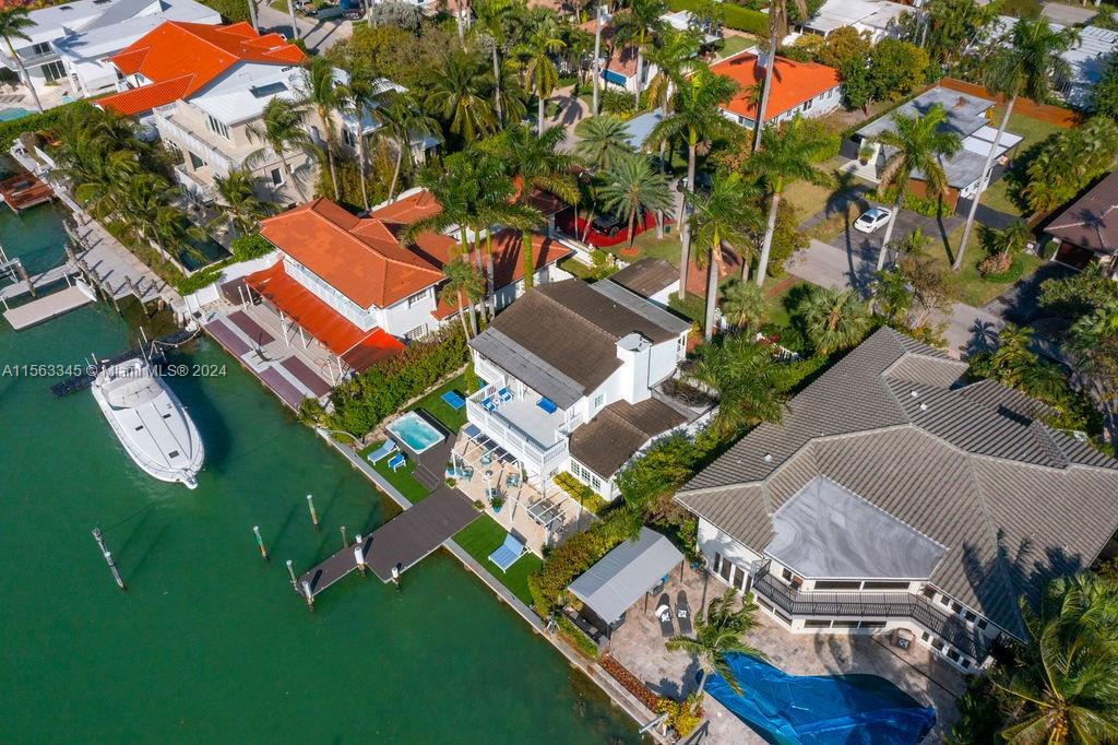 7530 Miami View Dr, North Bay Village, Florida 33141, 4 Bedrooms Bedrooms, ,4 BathroomsBathrooms,Residential,For Sale,7530 Miami View Dr,A11563345