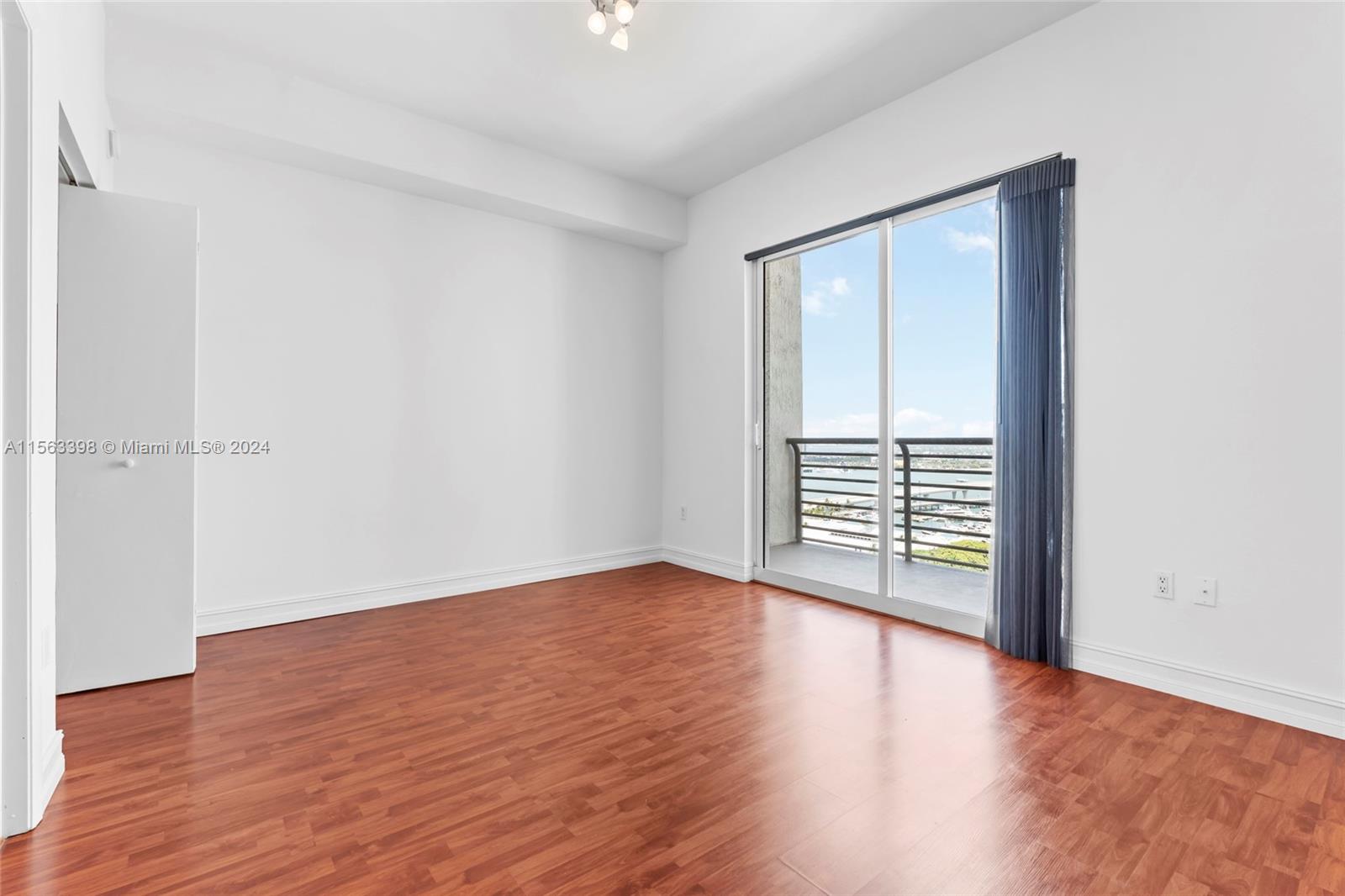 234 NE 3rd St 2204, Miami, Florida 33132, 1 Bedroom Bedrooms, ,1 BathroomBathrooms,Residentiallease,For Rent,234 NE 3rd St 2204,A11563398