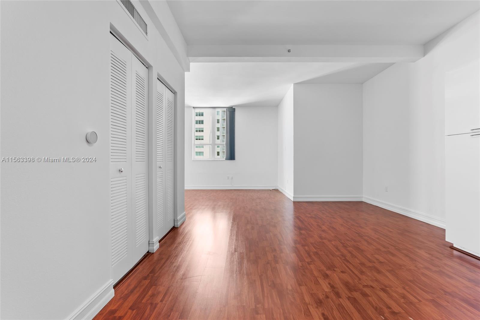 234 NE 3rd St 2204, Miami, Florida 33132, 1 Bedroom Bedrooms, ,1 BathroomBathrooms,Residentiallease,For Rent,234 NE 3rd St 2204,A11563398