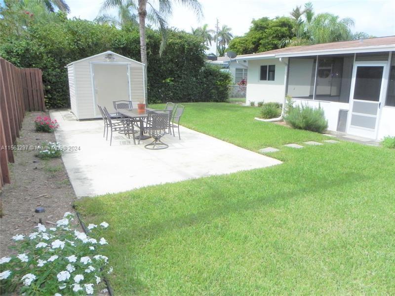 1125 N 14th Ave, Hollywood, Florida 33020, 3 Bedrooms Bedrooms, ,1 BathroomBathrooms,Residential,For Sale,1125 N 14th Ave,A11563297