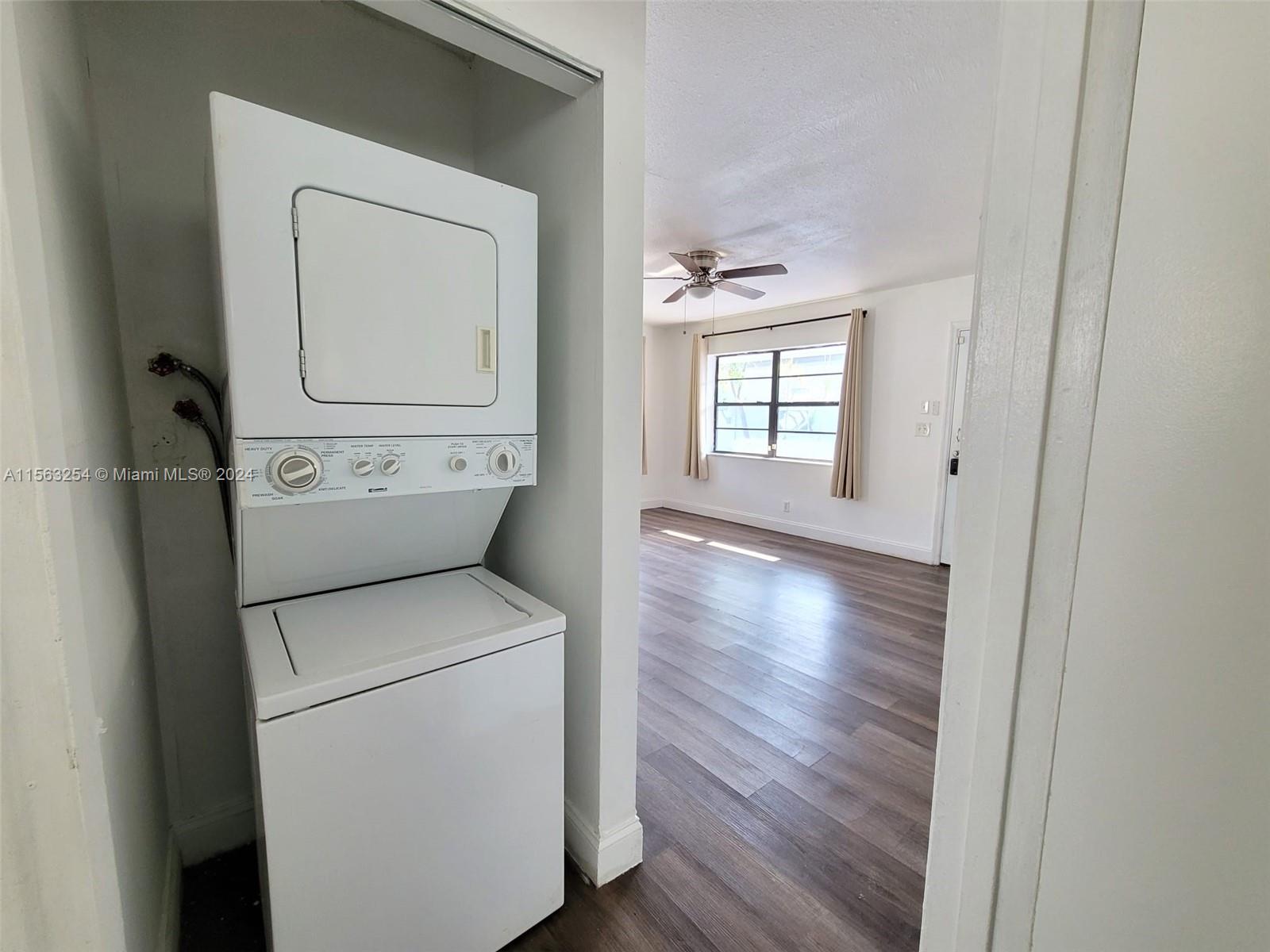 745 NW 4th St, Hallandale Beach, Florida 33009, 2 Bedrooms Bedrooms, ,1 BathroomBathrooms,Residential,For Sale,745 NW 4th St,A11563254