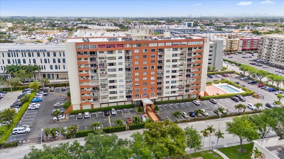 4675 W 18th Ct 1107, Hialeah, Florida 33012, 1 Bedroom Bedrooms, ,1 BathroomBathrooms,Residential,For Sale,4675 W 18th Ct 1107,A11562666