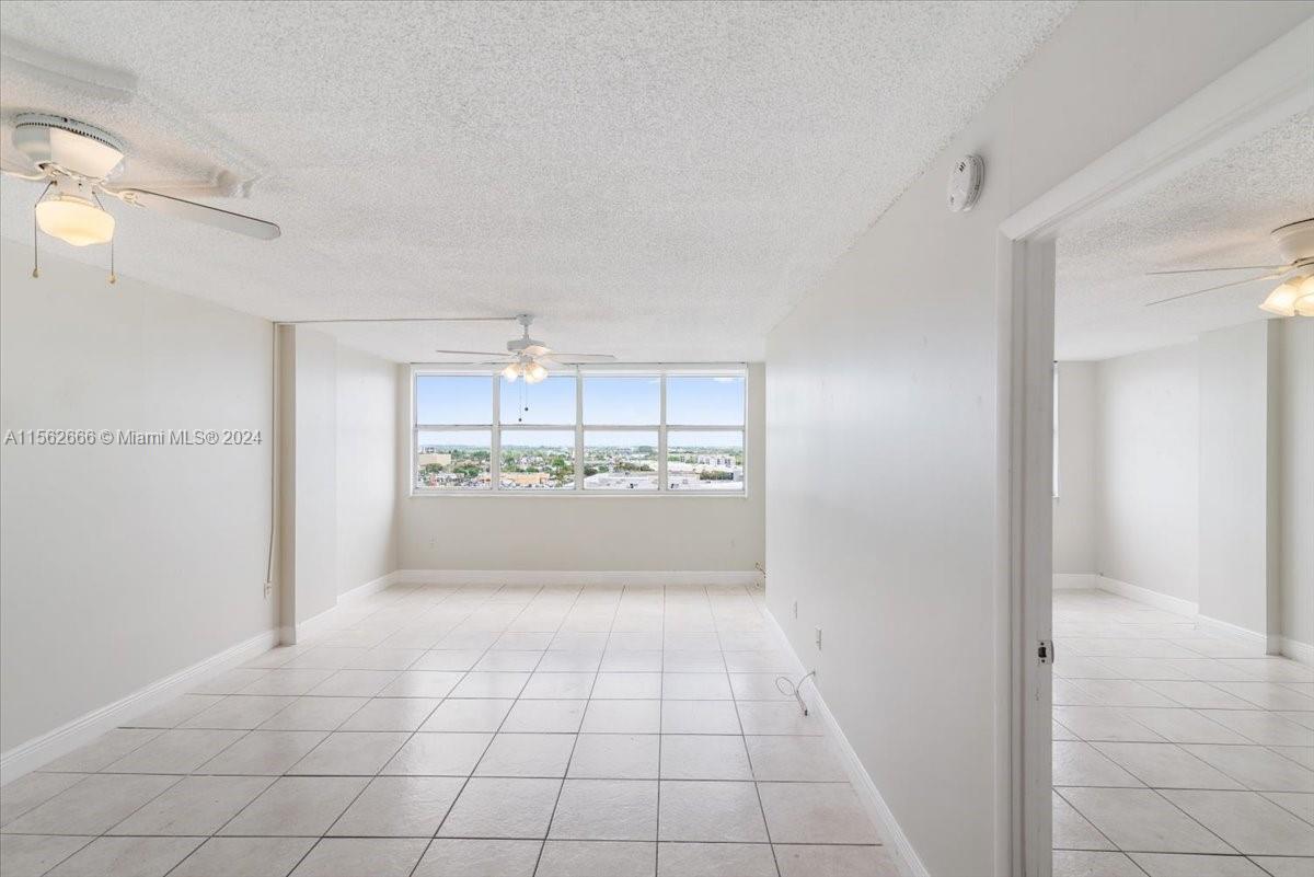 4675 W 18th Ct 1107, Hialeah, Florida 33012, 1 Bedroom Bedrooms, ,1 BathroomBathrooms,Residential,For Sale,4675 W 18th Ct 1107,A11562666