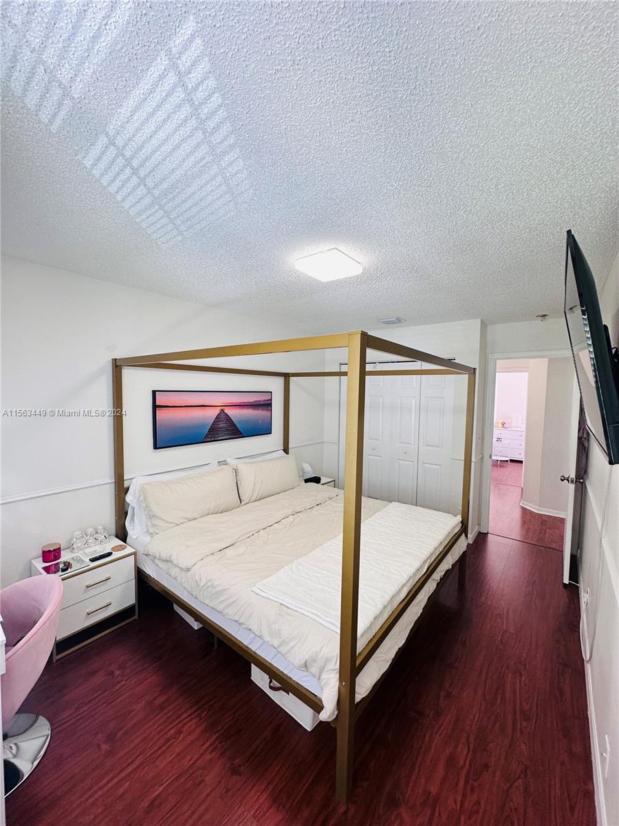 Listing Photo 20