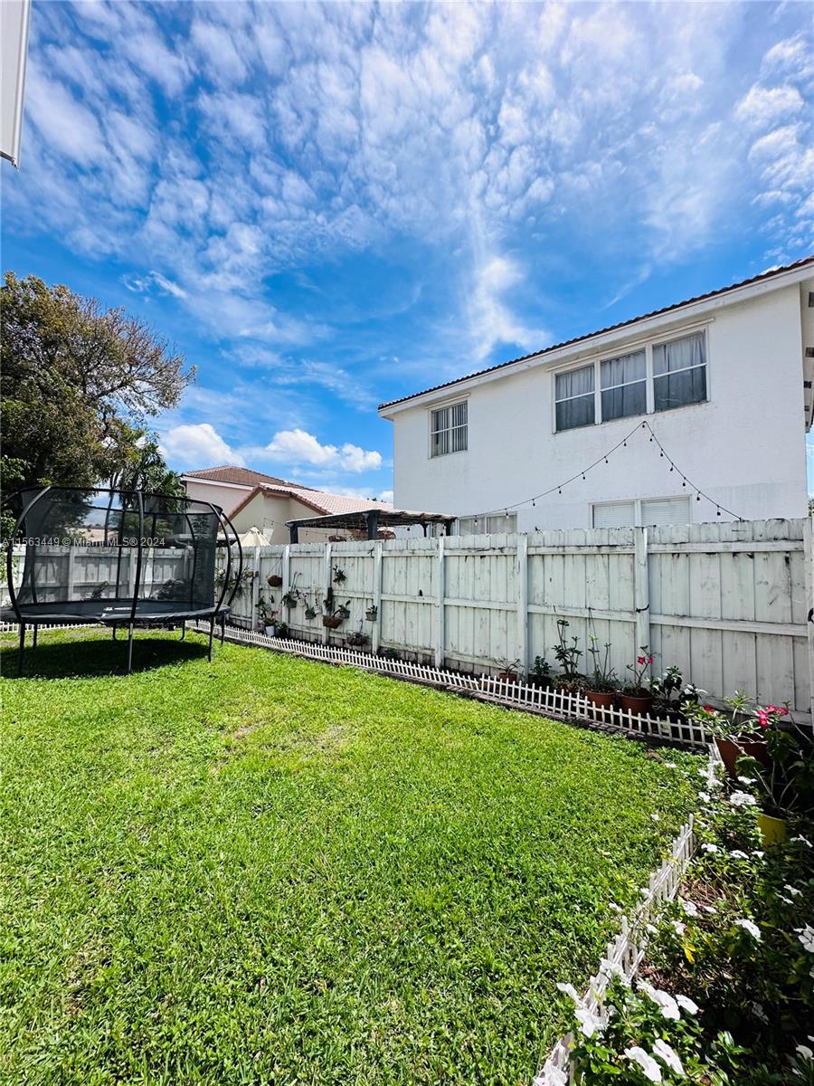 Listing Photo 28