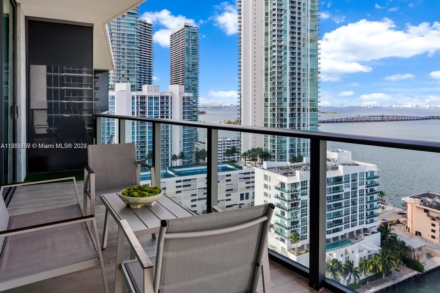 460 NE 28th St 2008, Miami, Florida 33137, 3 Bedrooms Bedrooms, ,2 BathroomsBathrooms,Residentiallease,For Rent,460 NE 28th St 2008,A11563457