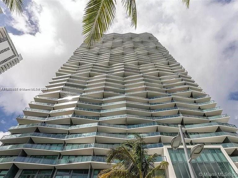 460 NE 28th St 2008, Miami, Florida 33137, 3 Bedrooms Bedrooms, ,2 BathroomsBathrooms,Residentiallease,For Rent,460 NE 28th St 2008,A11563457