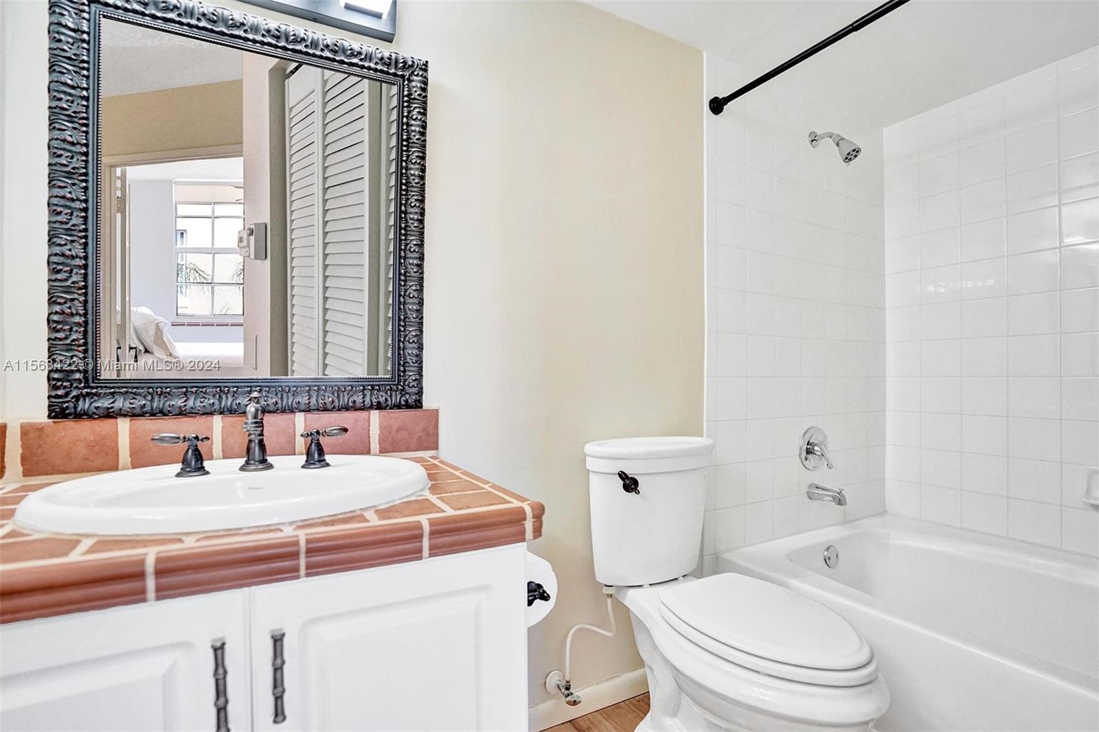 Aventura, Florida 33180, 3 Bedrooms Bedrooms, ,2 BathroomsBathrooms,Residentiallease,For Rent,A11563422