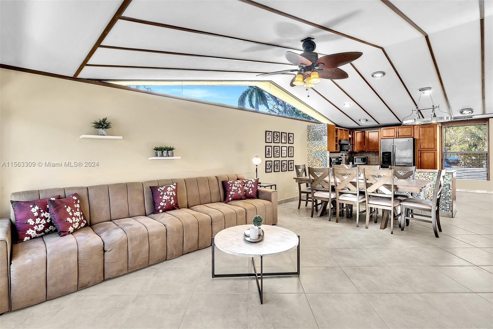 2915 Arthur St, Hollywood, Florida 33020, 4 Bedrooms Bedrooms, ,2 BathroomsBathrooms,Residential,For Sale,2915 Arthur St,A11563309