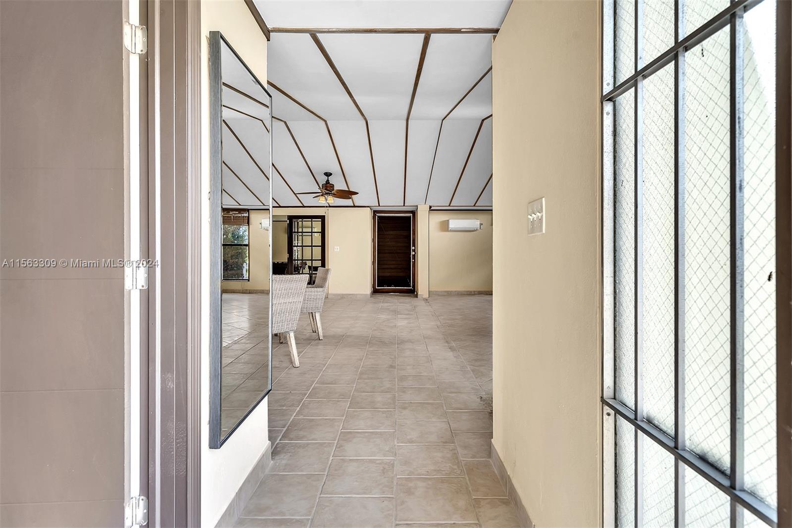 2915 Arthur St, Hollywood, Florida 33020, 4 Bedrooms Bedrooms, ,2 BathroomsBathrooms,Residential,For Sale,2915 Arthur St,A11563309