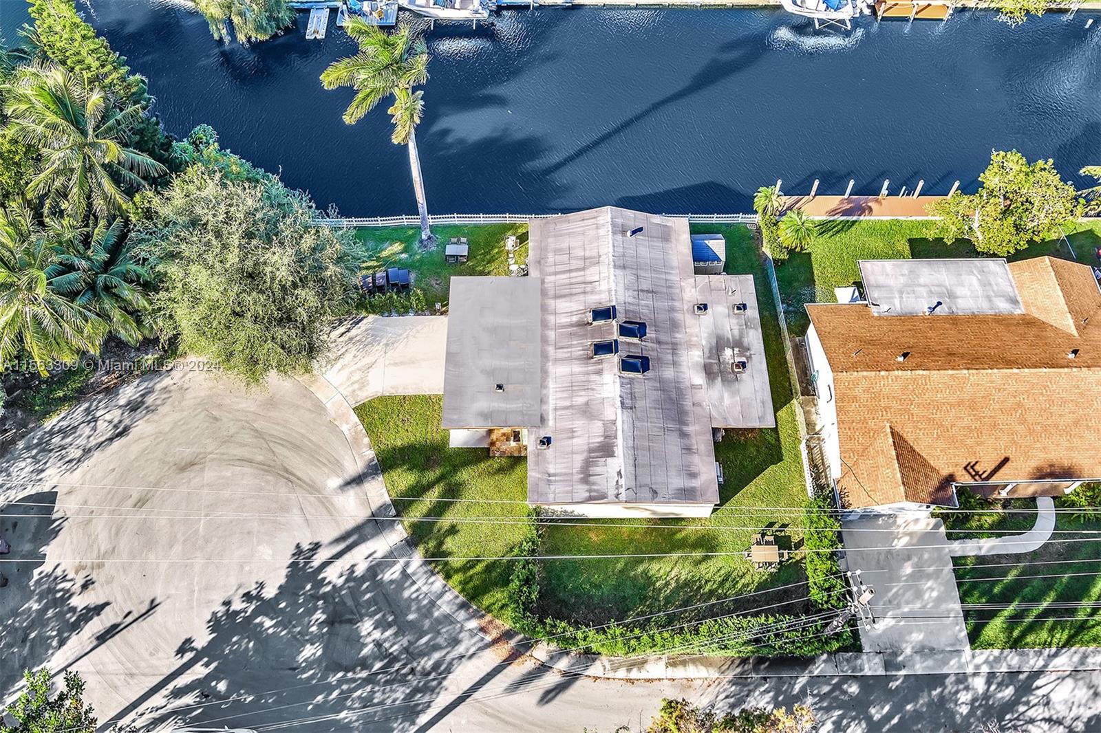 2915 Arthur St, Hollywood, Florida 33020, 4 Bedrooms Bedrooms, ,2 BathroomsBathrooms,Residential,For Sale,2915 Arthur St,A11563309